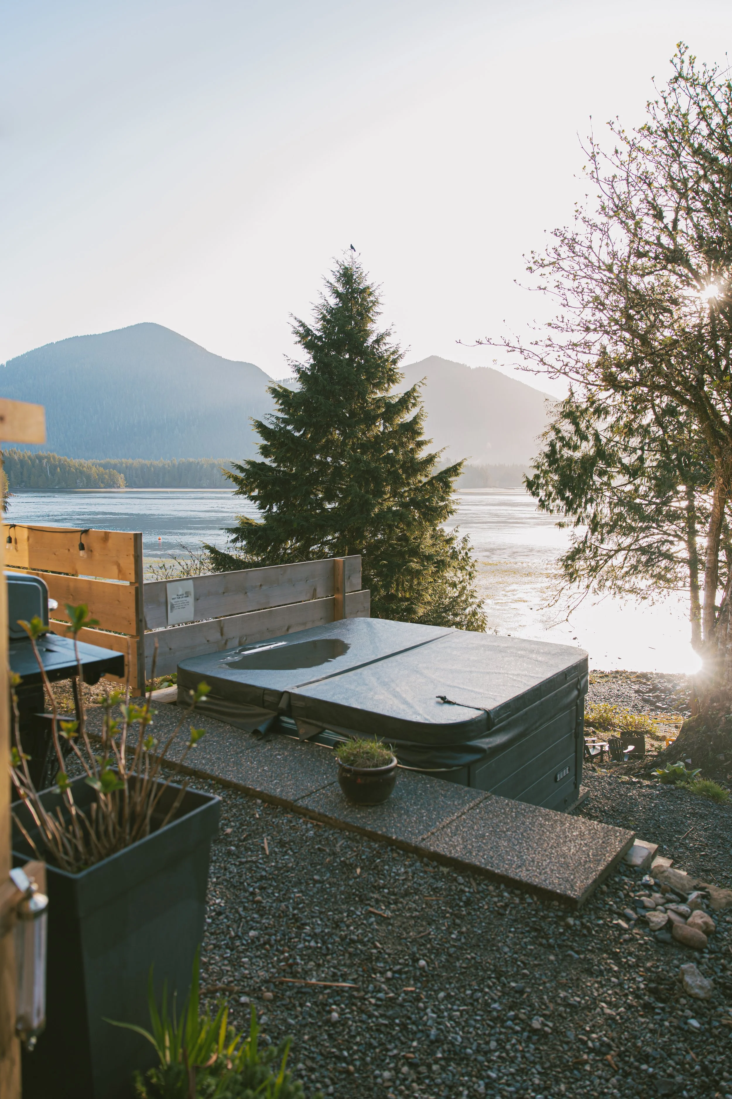 HOt tub further back.jpg