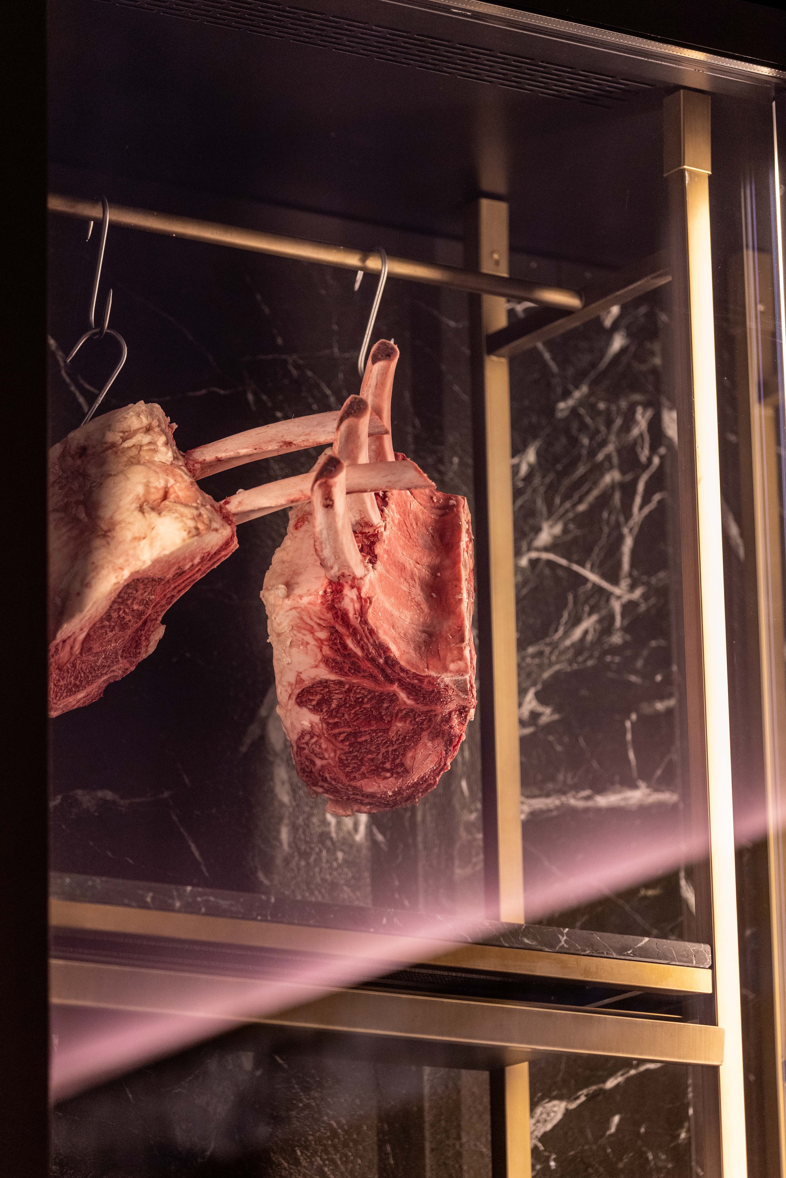 230314 Beef Bar Milan205 - Cedou.jpg