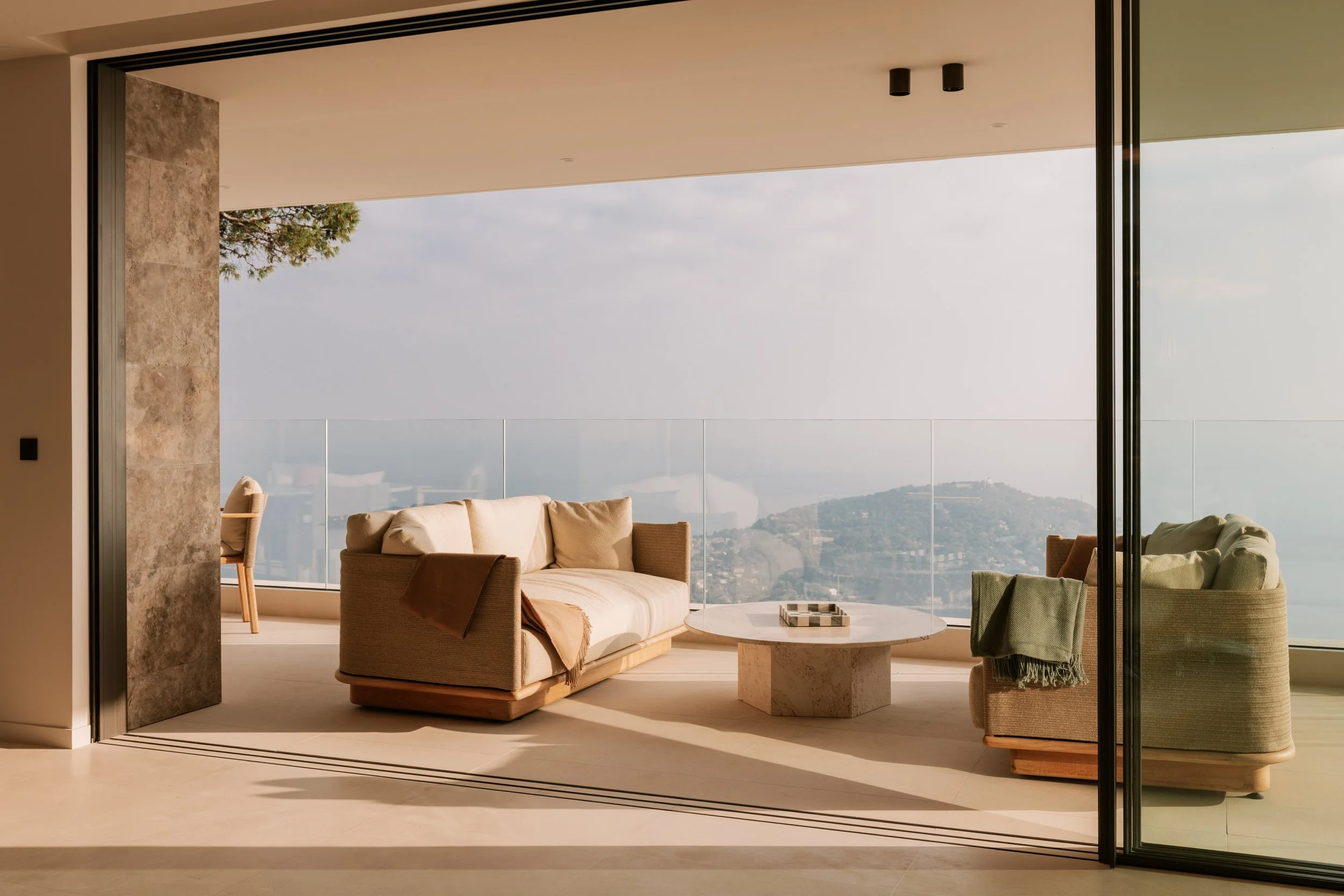 260225 Bleu Gris Domaine Esterel -1129 - Cedou-Modifier.jpg