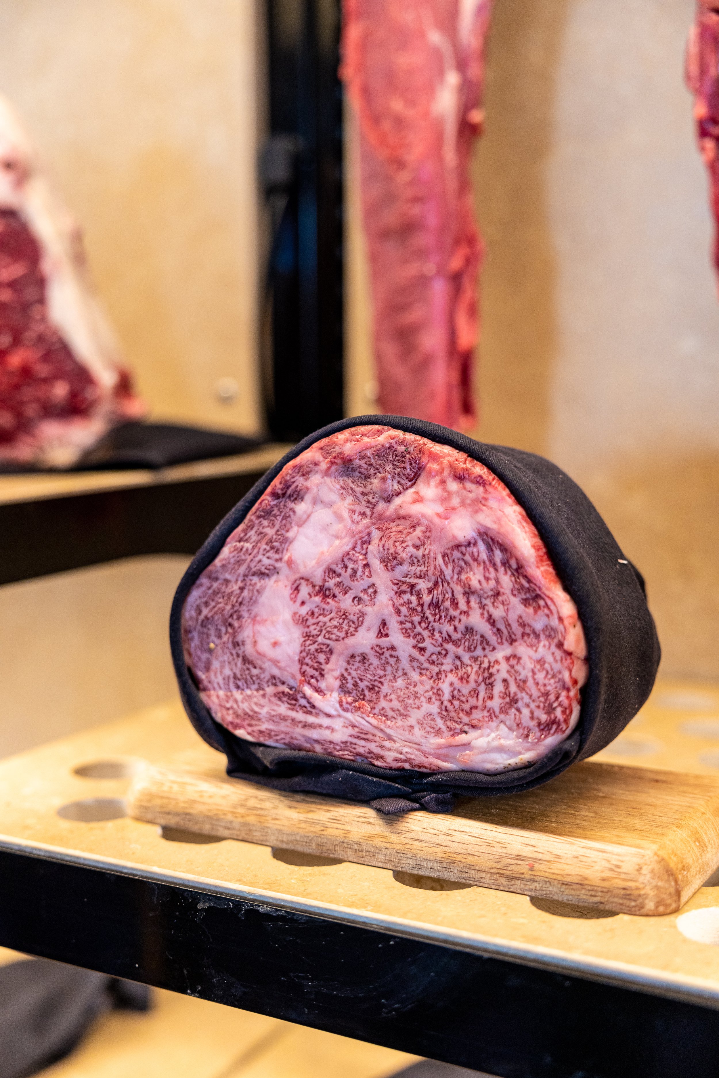 230111 Beef Bar Meribel -1227 - Cedou.jpg