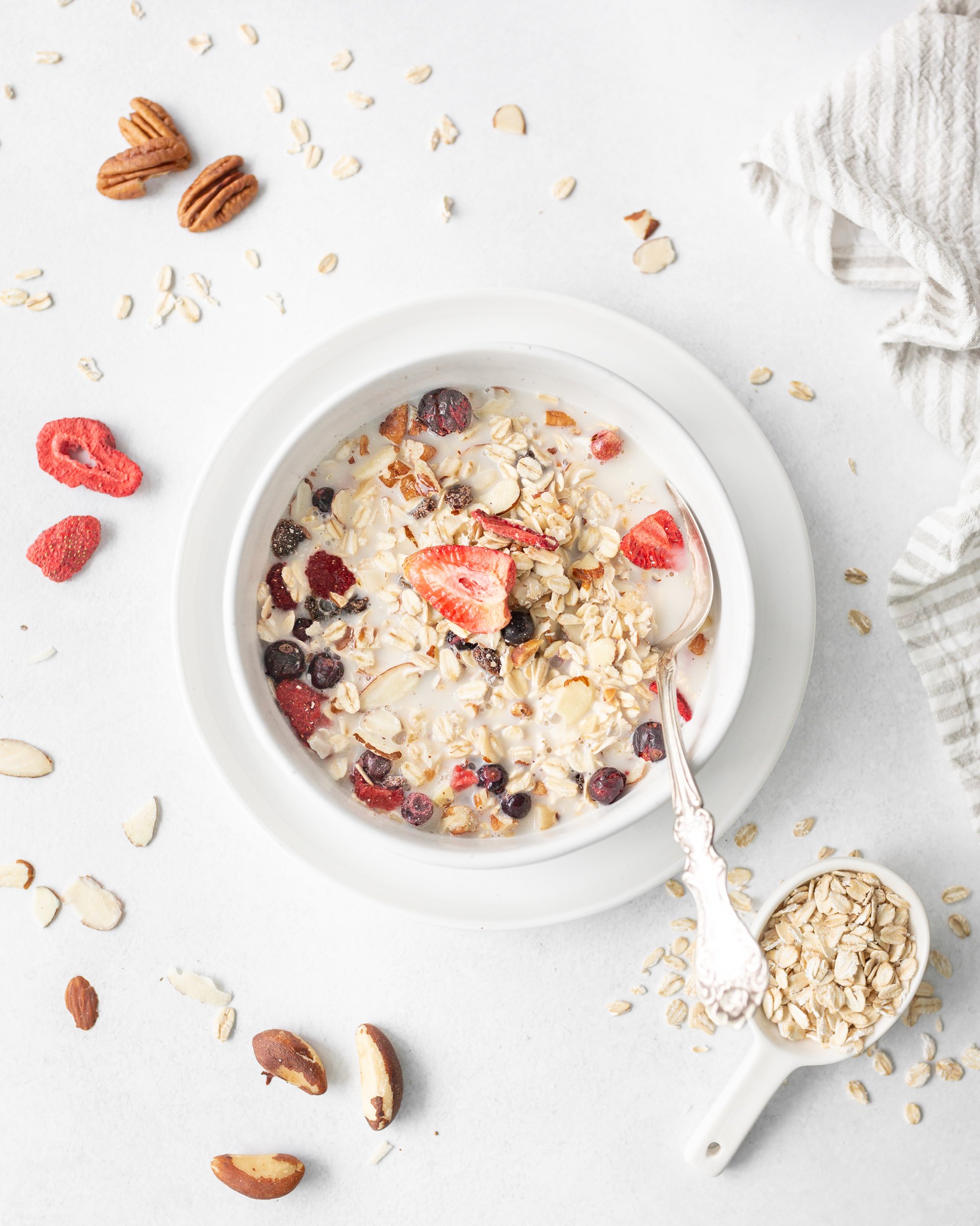 5Minute Fruit and Nut Muesli — Strawberry Cream Kitchen