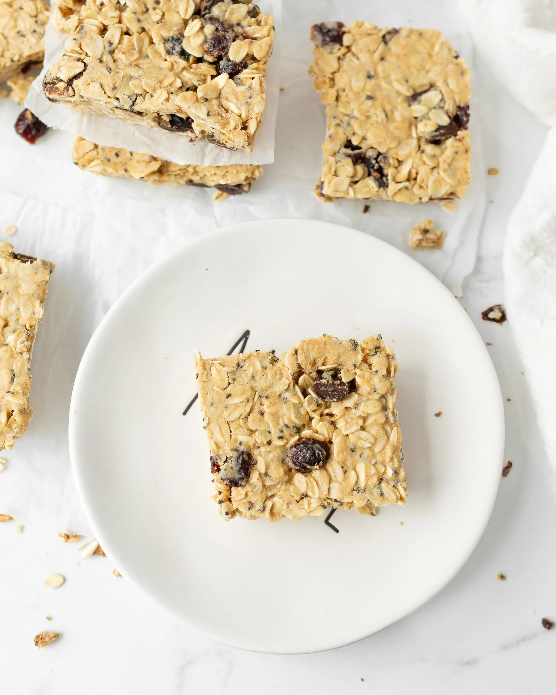 No Bake Peanut Butter Protein Granola Bars — Strawberry Cream Kitchen