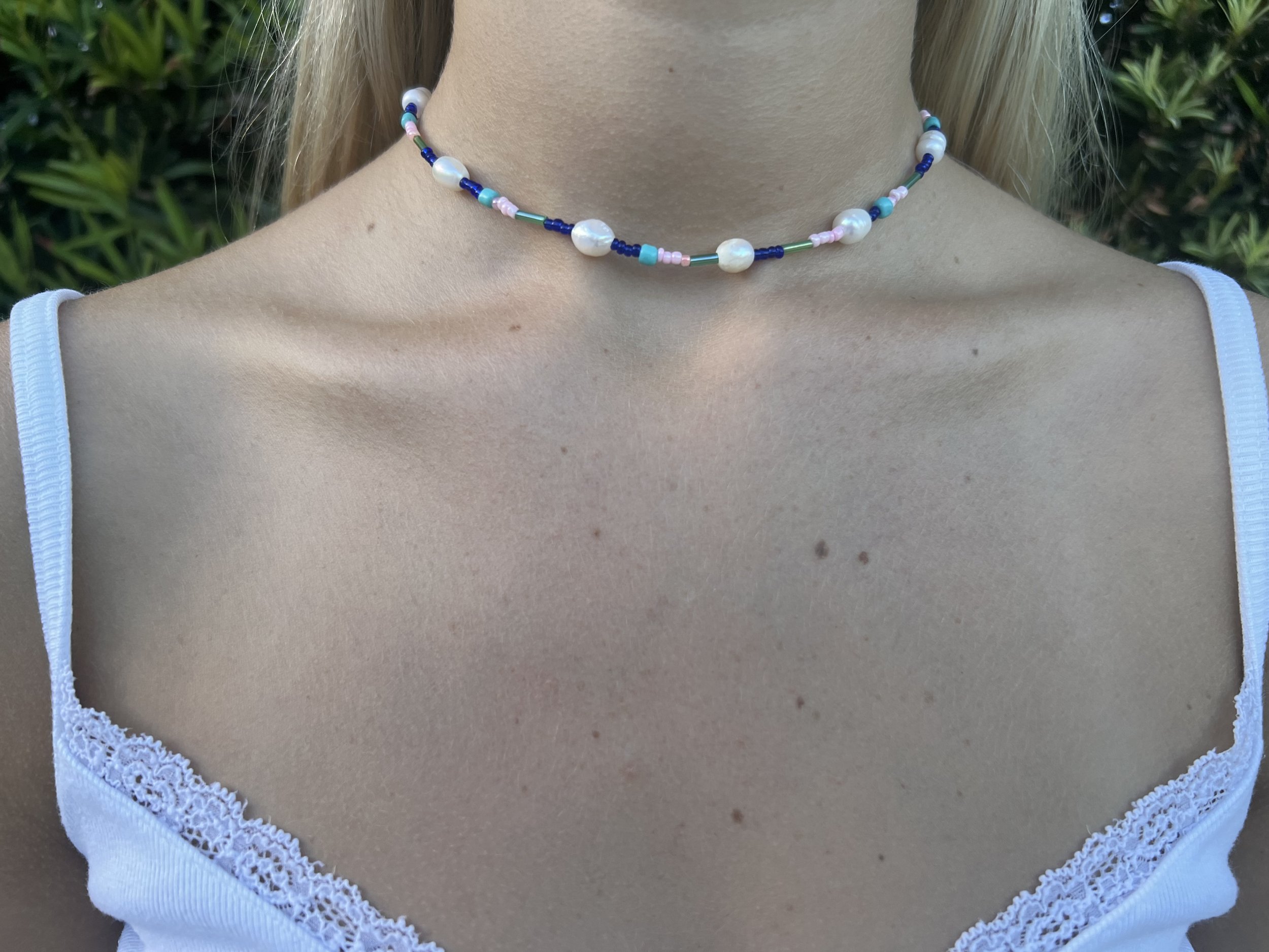 Multicolor Choker With pearls