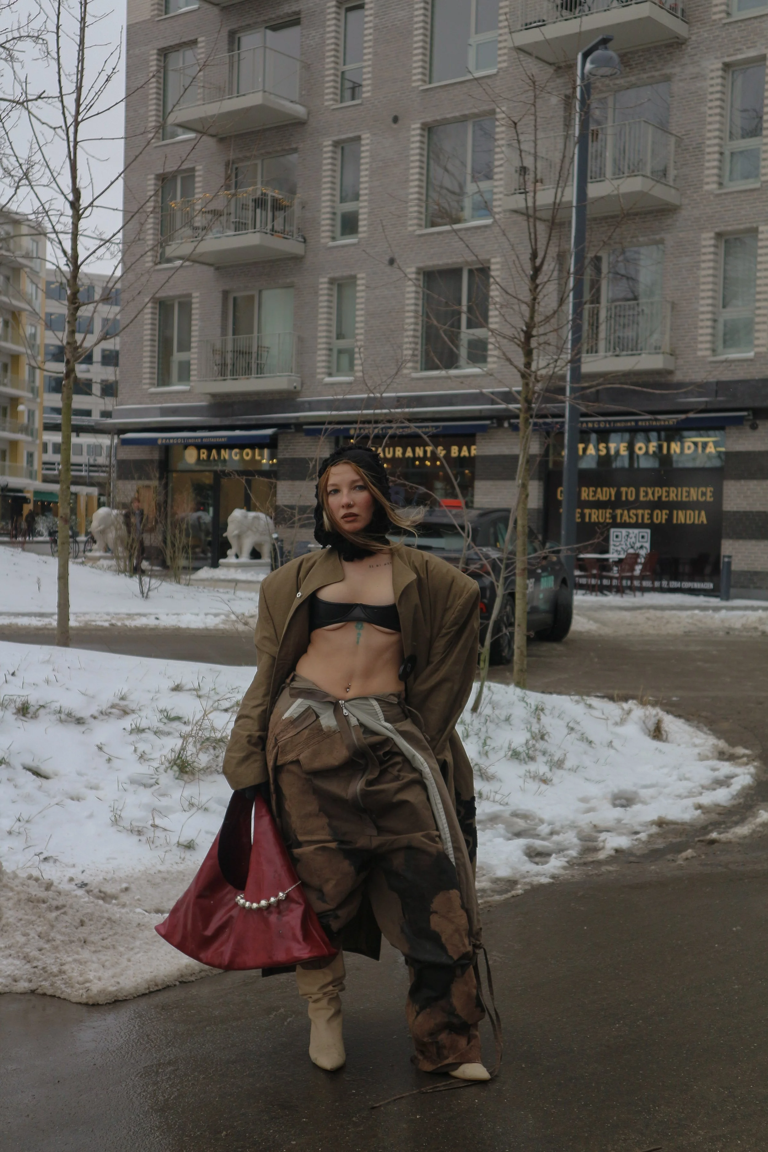 CPFW_AW26_STREETSTYLE_DAYONE_ALEXIAKASABIKA006.jpg