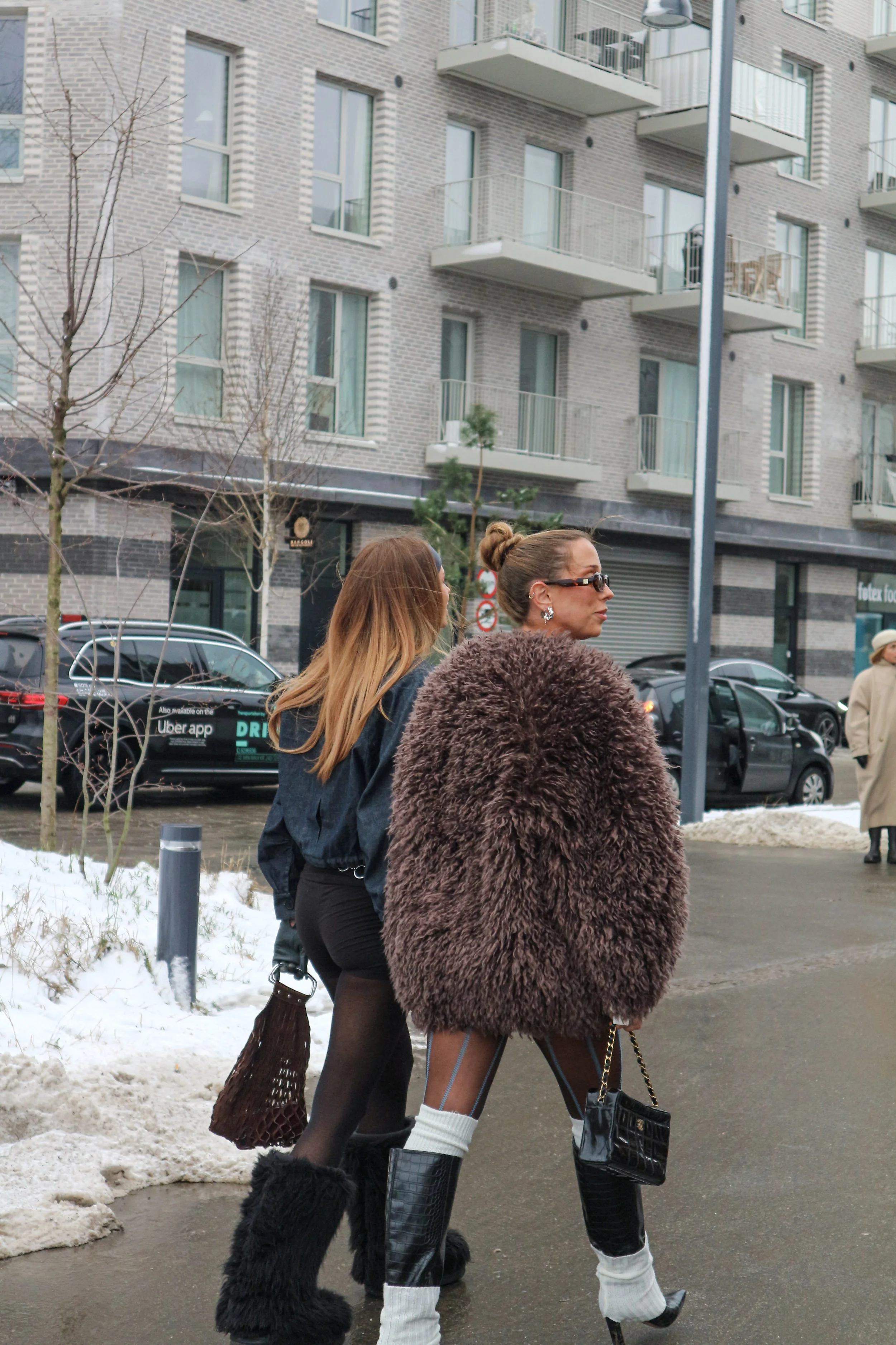 CPFW_AW26_STREETSTYLE_DAYONE_ALEXIAKASABIKA013.jpg