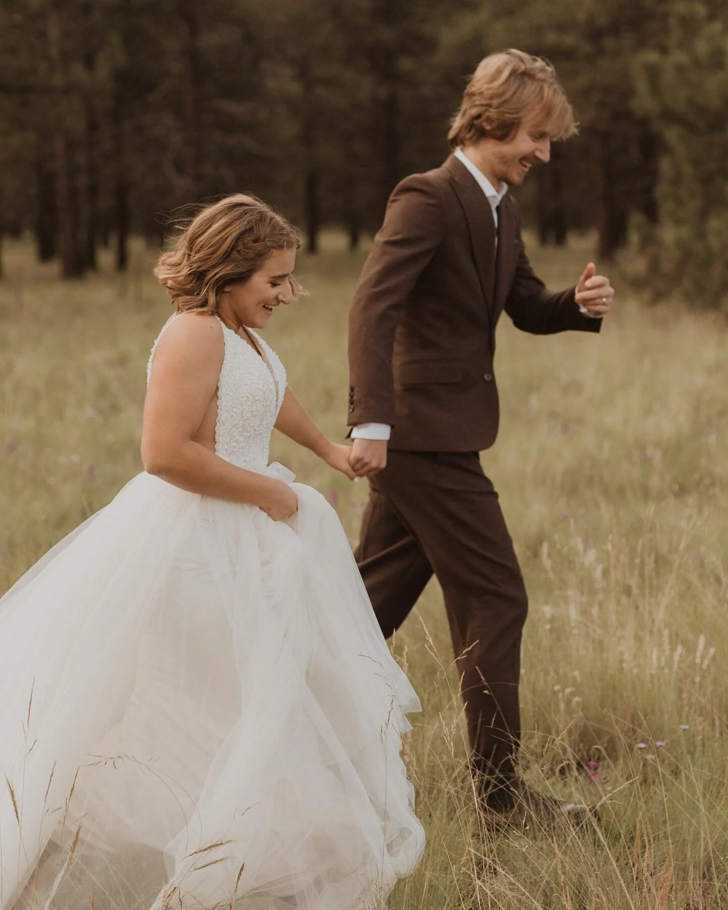 Coming soon: Arizona&rsquo;s newest premier wedding planning team, Right on Q Weddings 🤍 
.
.
.
#arizonaweddingplanner #RightonQWeddings #azweddingplanner #phoenixweddingplanner #flagstaffwedding #scottsdaleweddingplanner #weddingplanner #arizonawed
