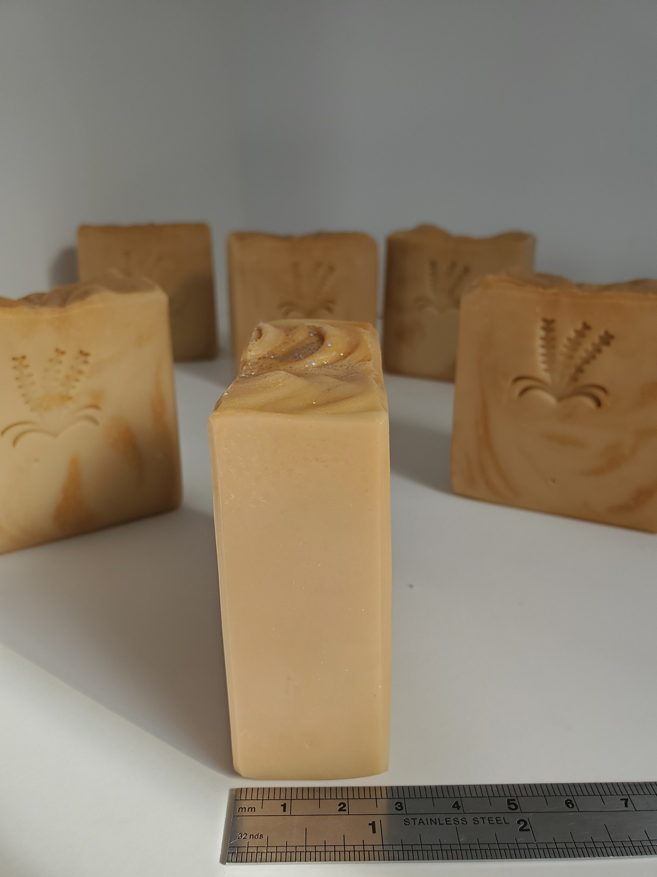 https://i.etsystatic.com/19444217/r/il/215b58/2960159459/il_fullxfull.2960159459_cqxx.jpg