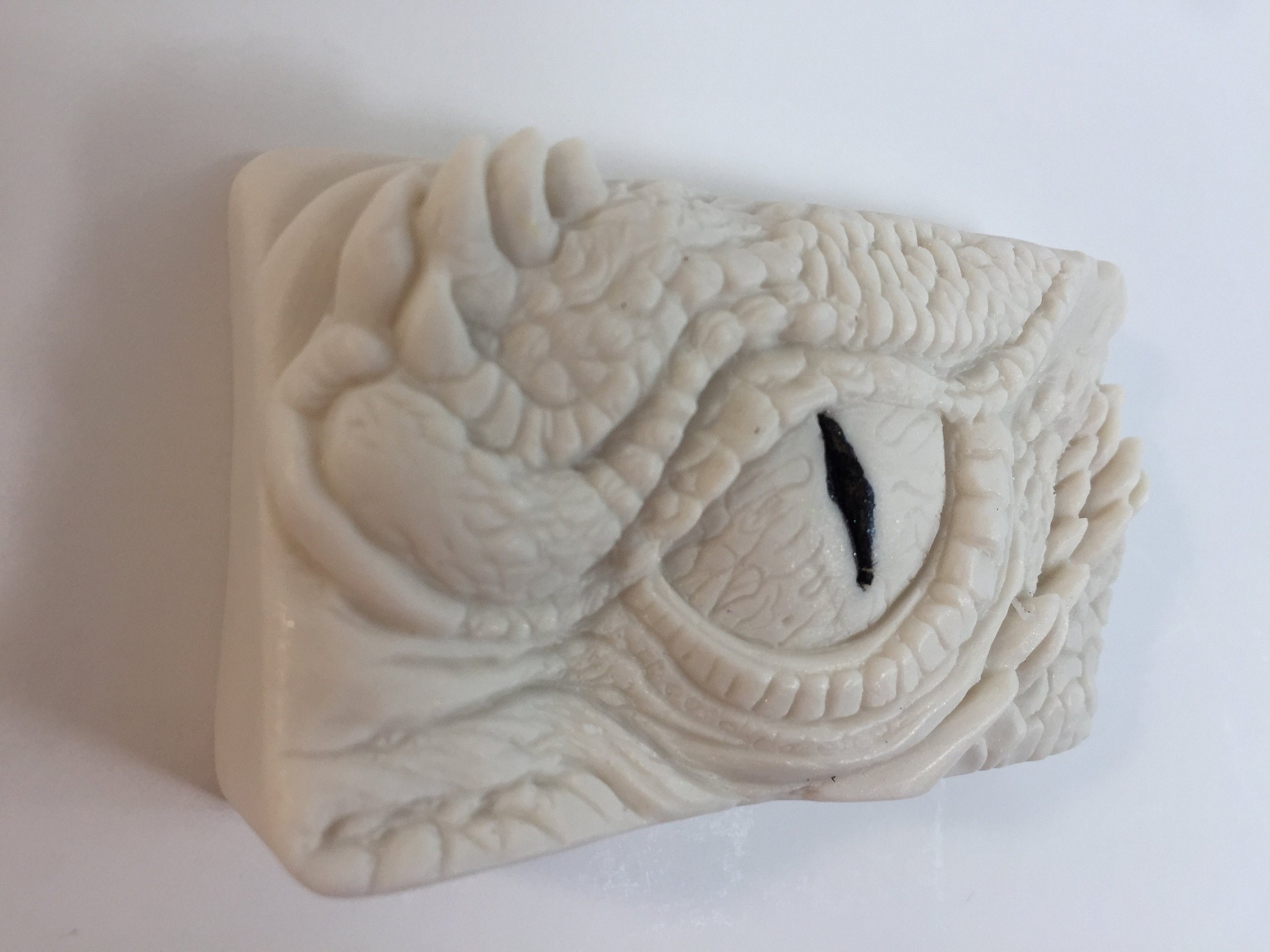 https://i.etsystatic.com/19444217/r/il/bffdf6/1954022923/il_fullxfull.1954022923_c84o.jpg