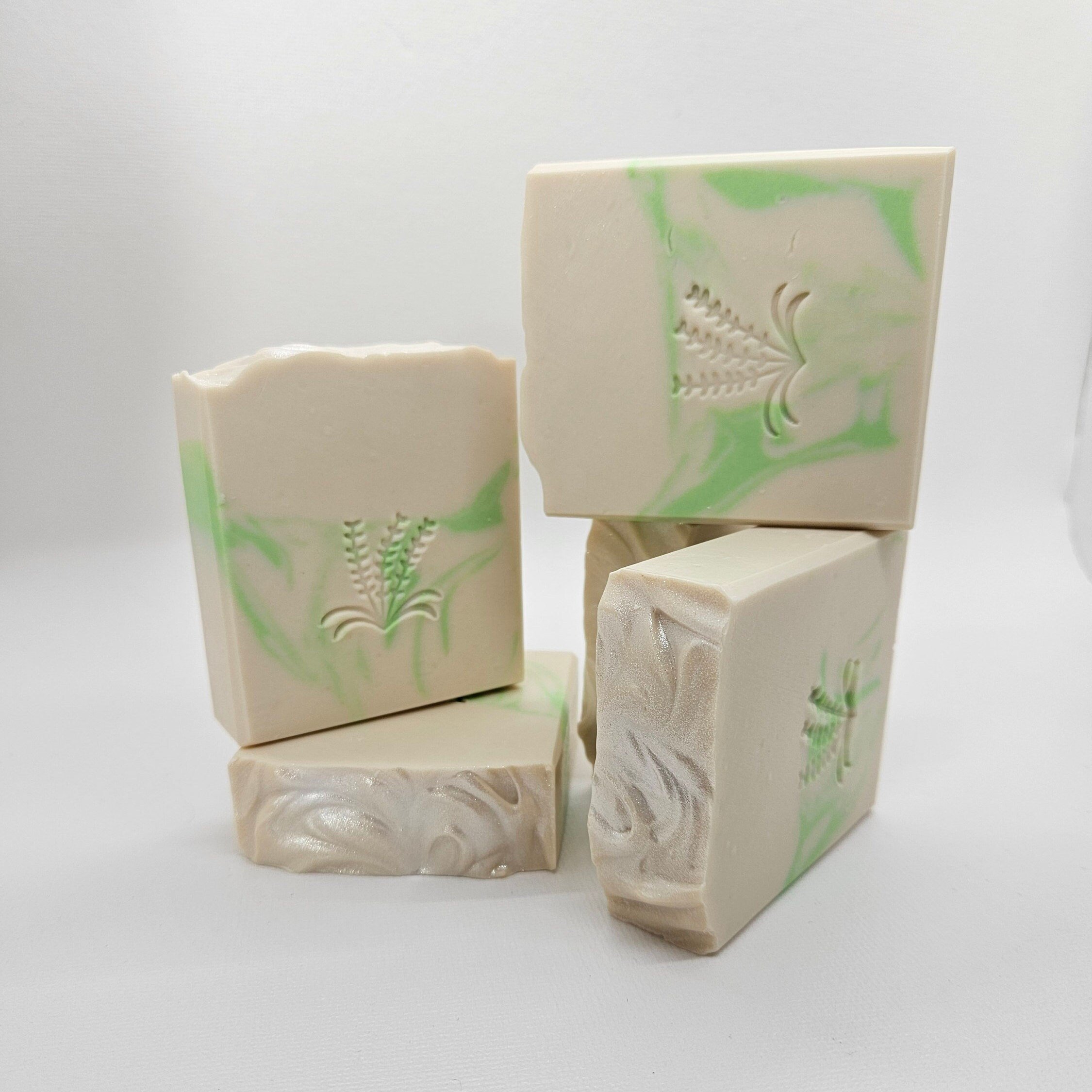https://i.etsystatic.com/19444217/r/il/de5b48/4940795722/il_fullxfull.4940795722_dqw3.jpg