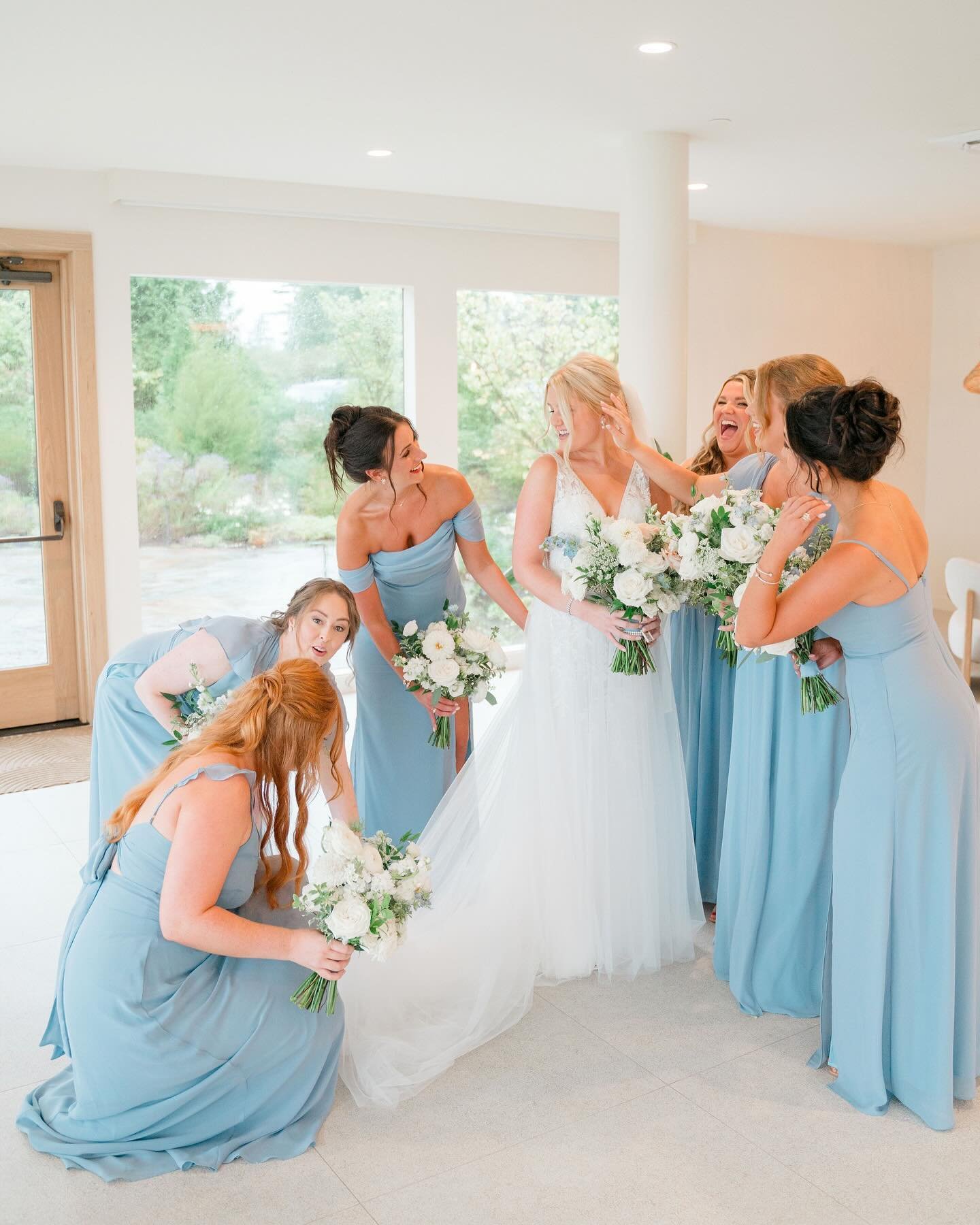 Emma &amp; Brendan at The Lakehouse with @saphireeventgroup captured by @caitlinkershawphoto 🤍 ✨ these two did not let this blustery day stop them from enjoying every single moment including the stunning venue renovations! Congratulations E &amp; B 