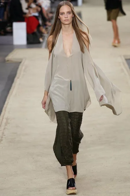 SEXY COMFORT  BY CHLOÉ