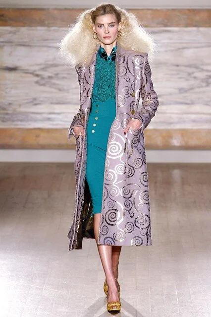 THE ART OF L'WREN SCOTT