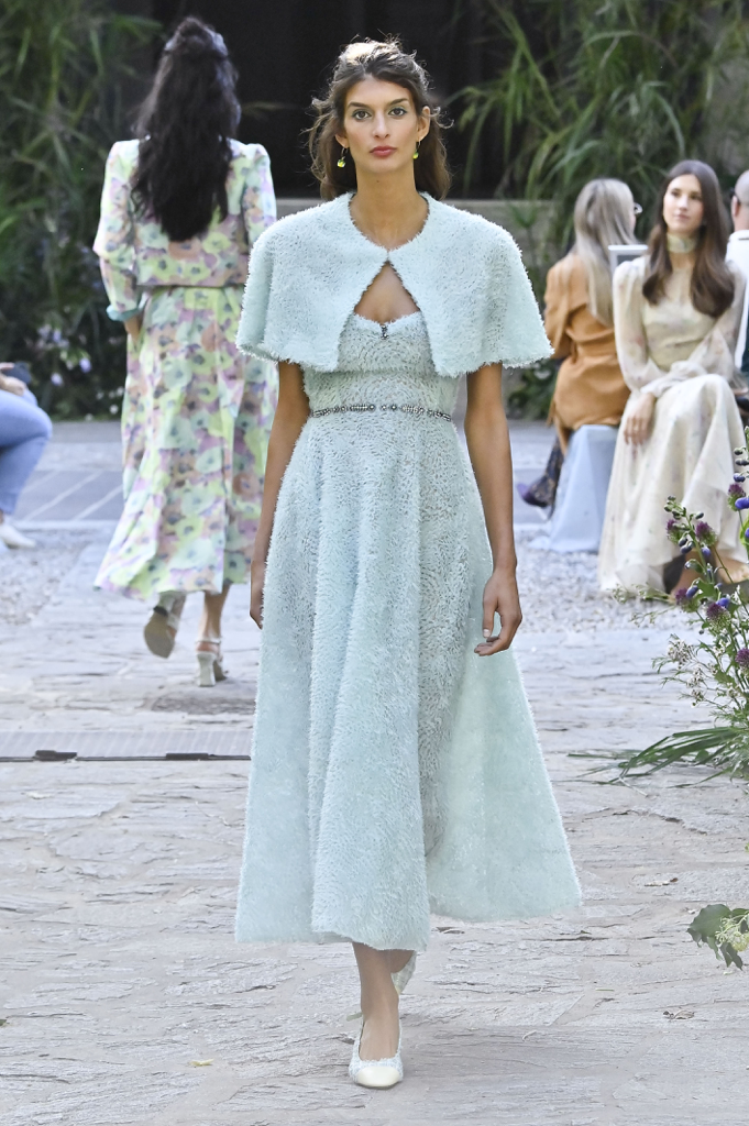 LOOK 54.png