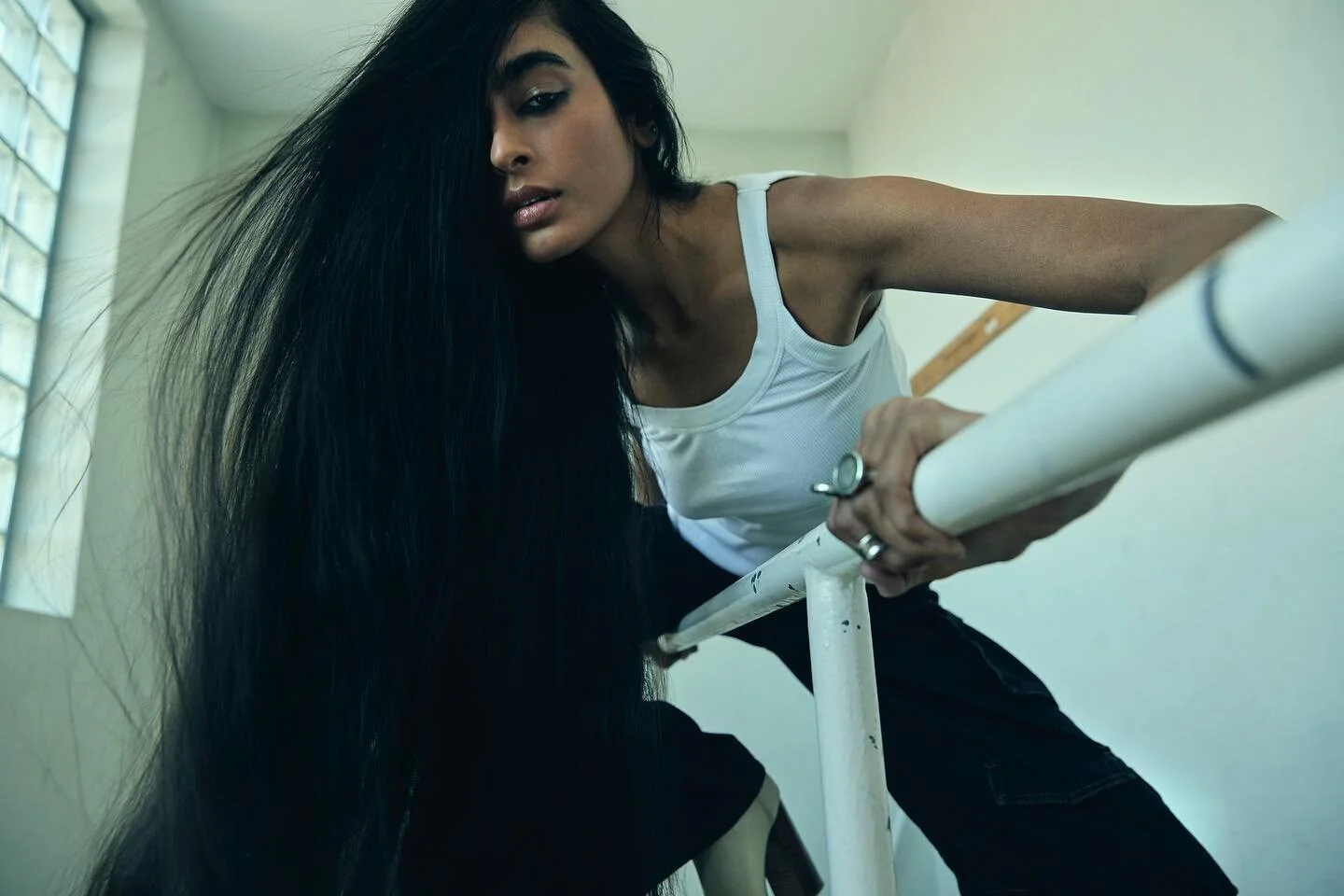 @taaramclaren by @milosmlynarik ✨

Incredible hair by @anthony_nader @rawanthonynader ✂️

Beauty by me @workagency using @chanel.beauty @welovecoco 
.
.
.
#skincare #fresh #grunge #makeup #sydneymakeupartist #glowing #dewyskin #tammimayhewmakeup #wor