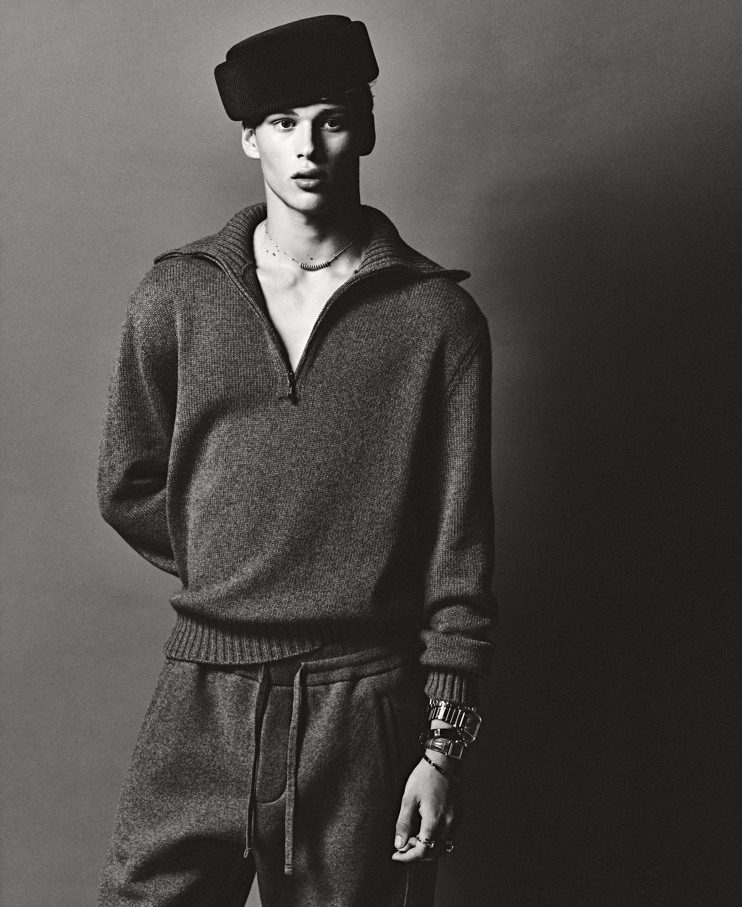 SOCIAL JPG_GQ MAIN FASHION SEPT 26_JB TLK 0.jpg