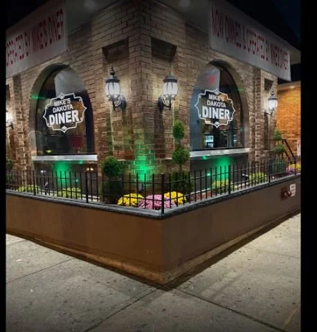 MIKE'S DAKOTA DINER 921 RICHMOND AVENUE