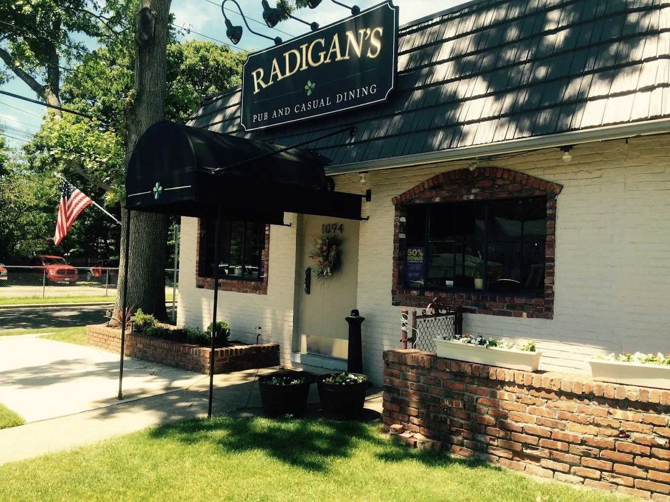 RADIGAN'S PUB & DINING  1094 LONG BEACH ROAD SOUTH HEMPSTEAD