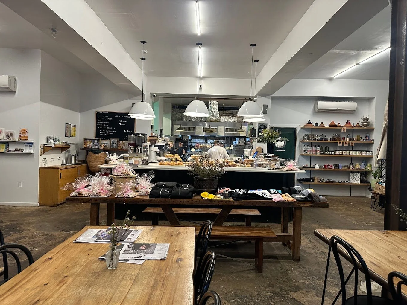 MOTTLEY KITCHEN 402 EAST 140th STREET