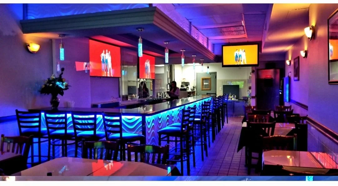 LINDA'S RESTAURANT 71 MAIN STREET HEMPSTEAD