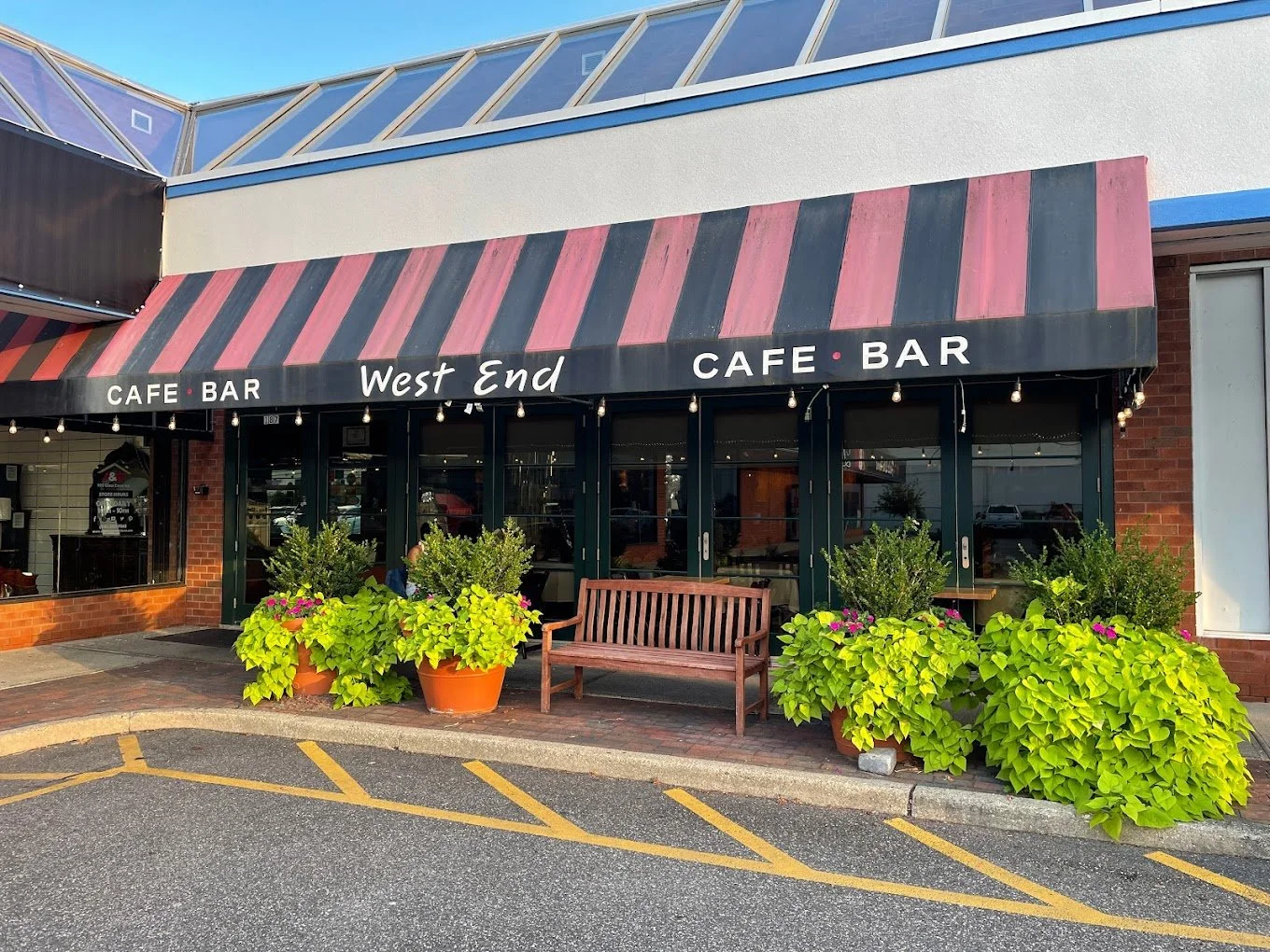 WEST END CAFE 187 GLEN COVE ROAD CARLE PLACE