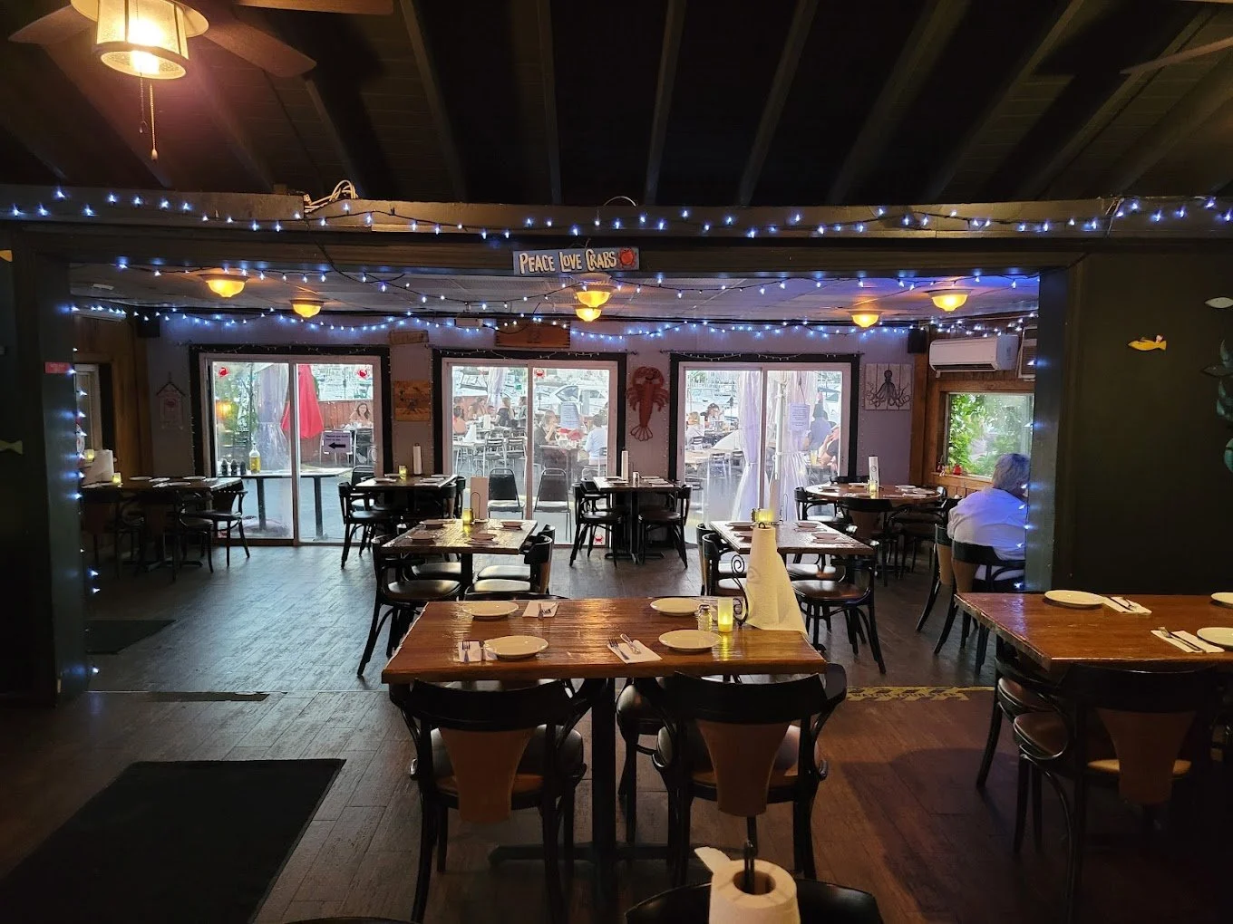 CLEMENTE'S MARYLAND CRAB HOUSE 3939 EMMONS AVENUE