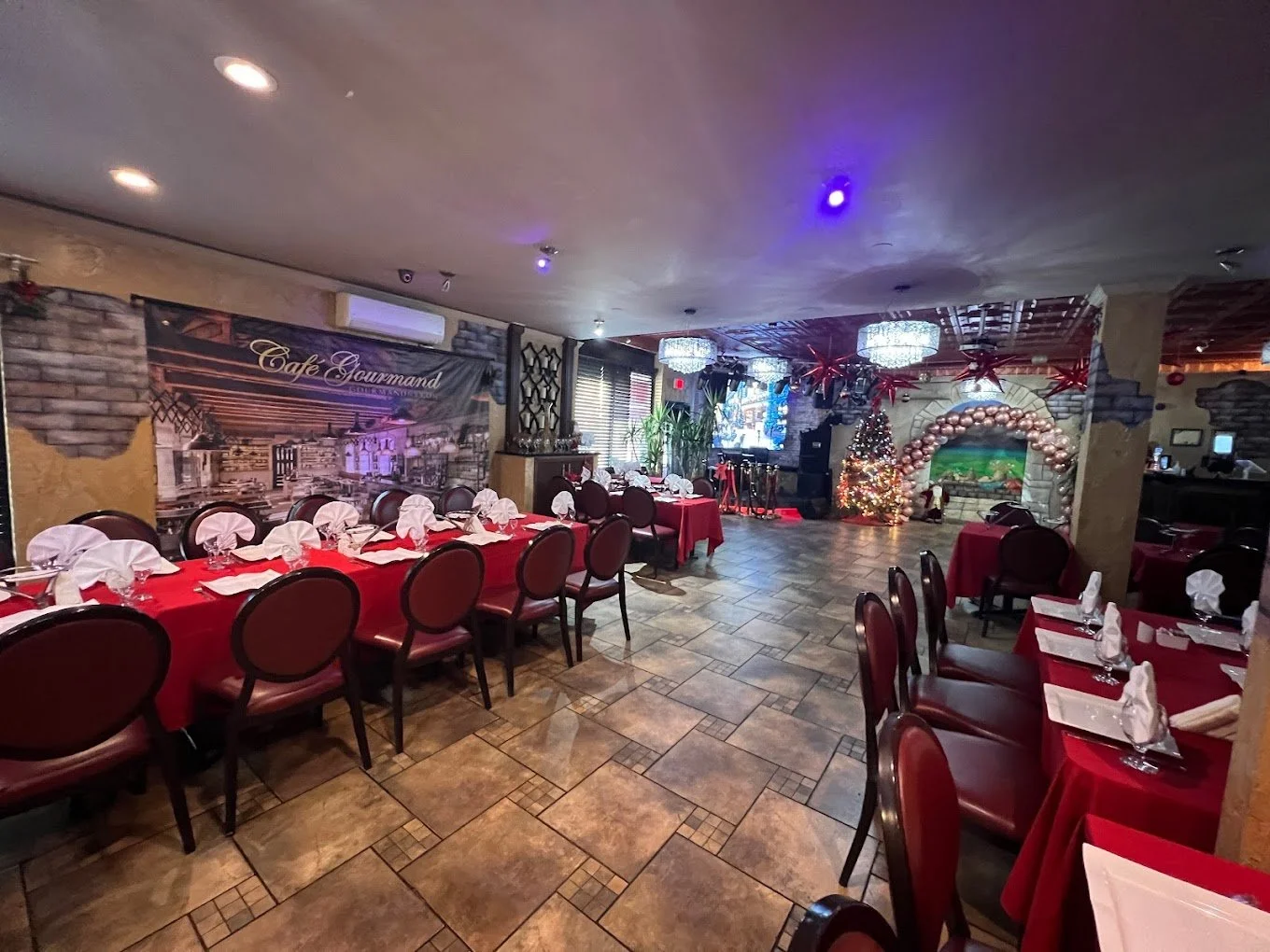 LILYA'S RESTAURANT & GRILL CAFE GOURMAND 548 LINCOLN AVENUE