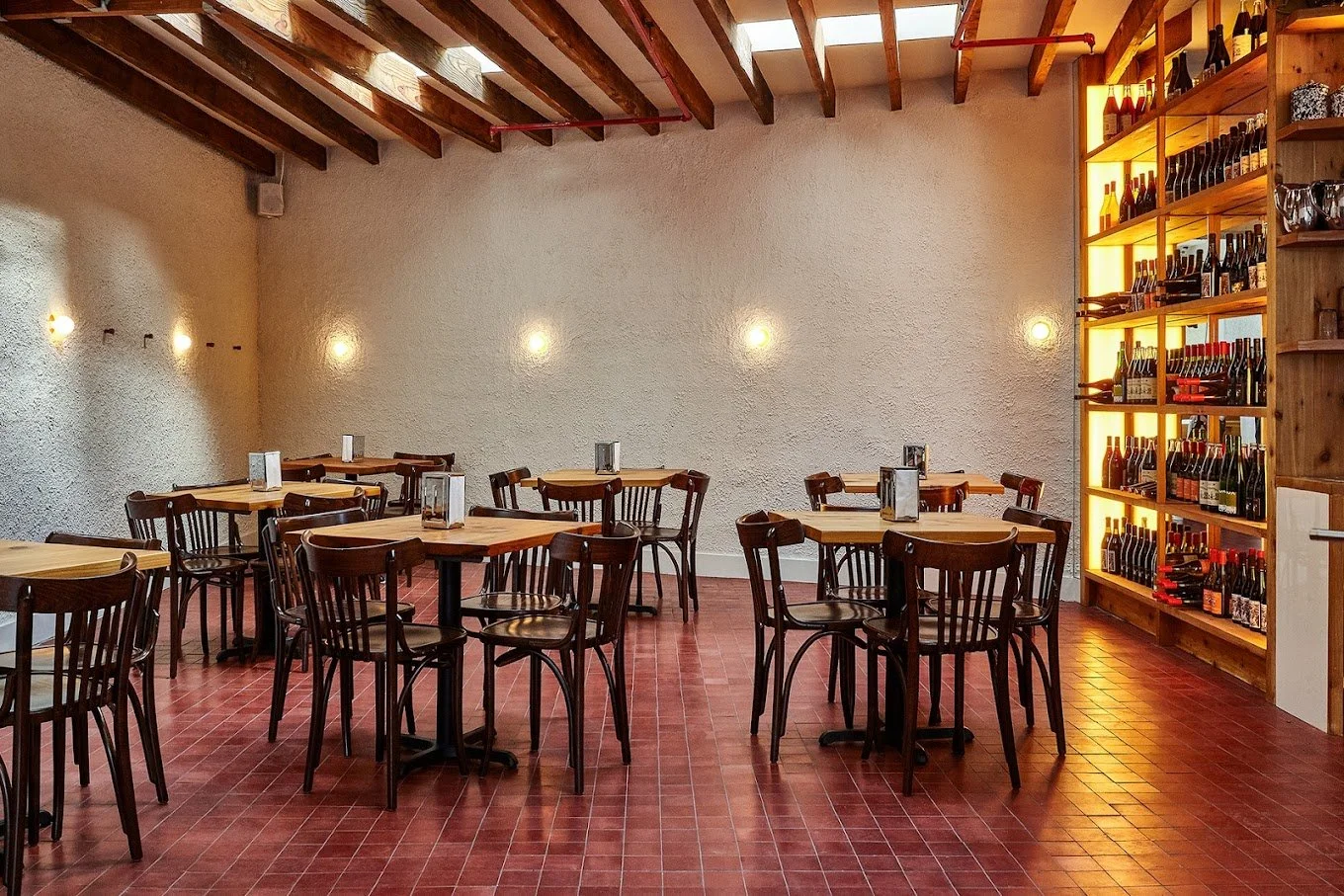 THE FLY 549 CLASSON AVENUE