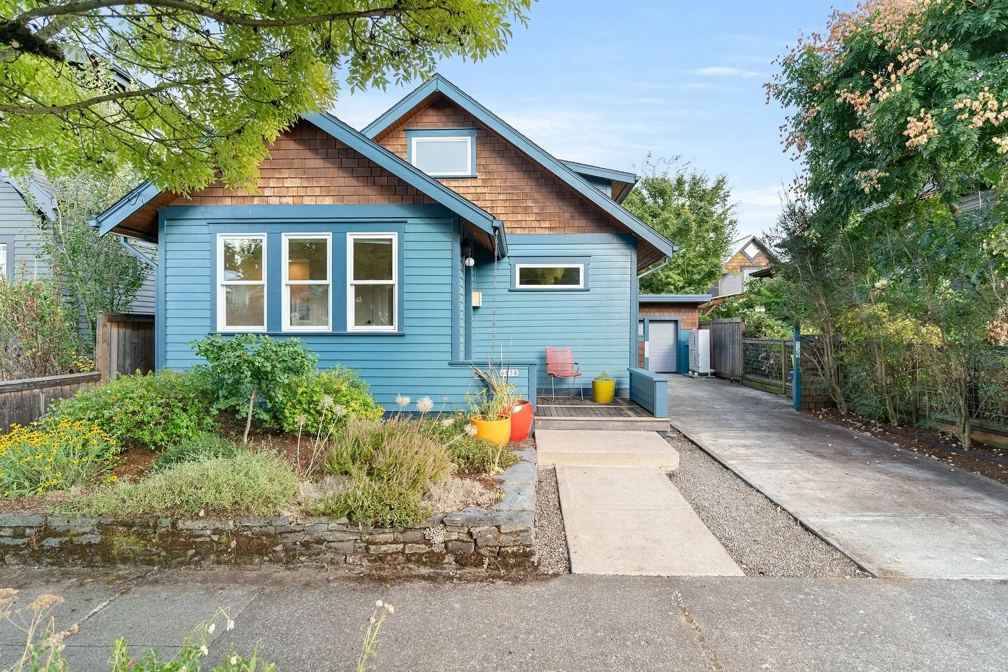 The Portland Bespoke Bungalow is LIVE and listed for $680,000 by @explorehomerealty - it&rsquo;s in the hall of fame as the most dialed bungalow I&rsquo;ve had the honor to list. It&rsquo;s situated in the buzz of Alberta Arts yet tucked away on a qu