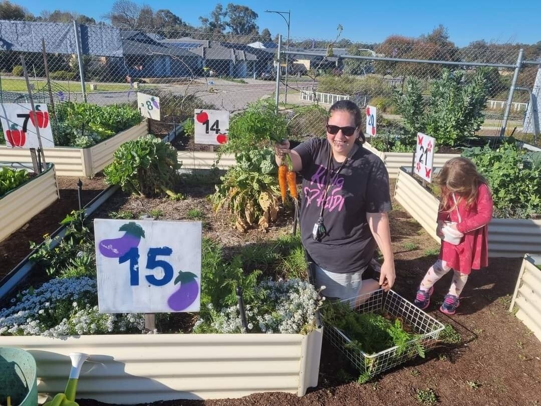 Spring has sprung and our little garden has woken up from its Winter snooze!

Our members are harvesting bumper crops and everything is looking green and lush! BCG member Esther has nailed her first carrot crop and Candice has lettuce as far as the e