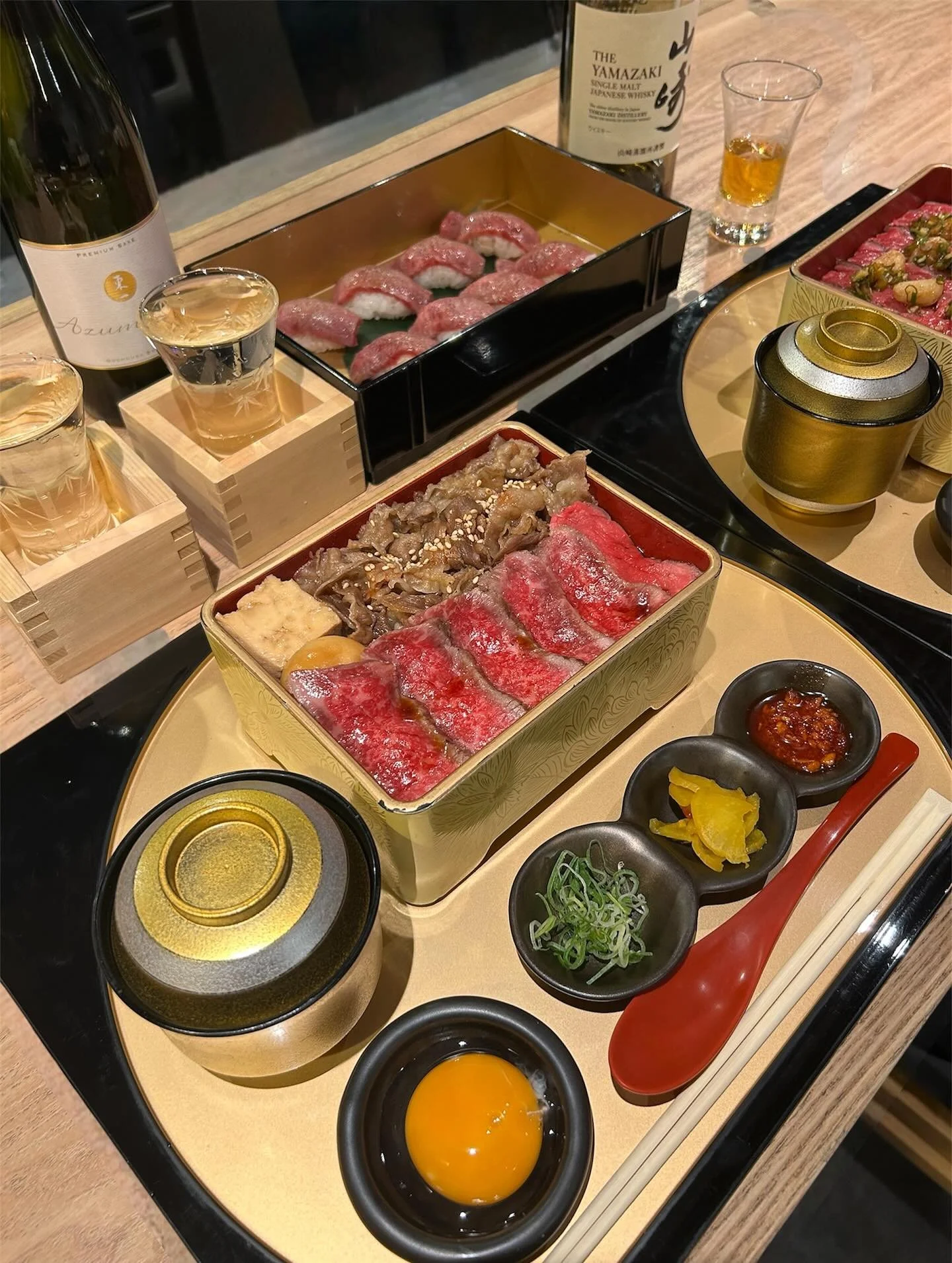 Exquisite tasting of Wagyu paired with Junmai Sake and Yamazaki Single Malt at @wagyu_idaten 🔥
Definitely a must try in Osaka 👌🏻
#TheTastingClub #Wagyu #WagyuPairing
