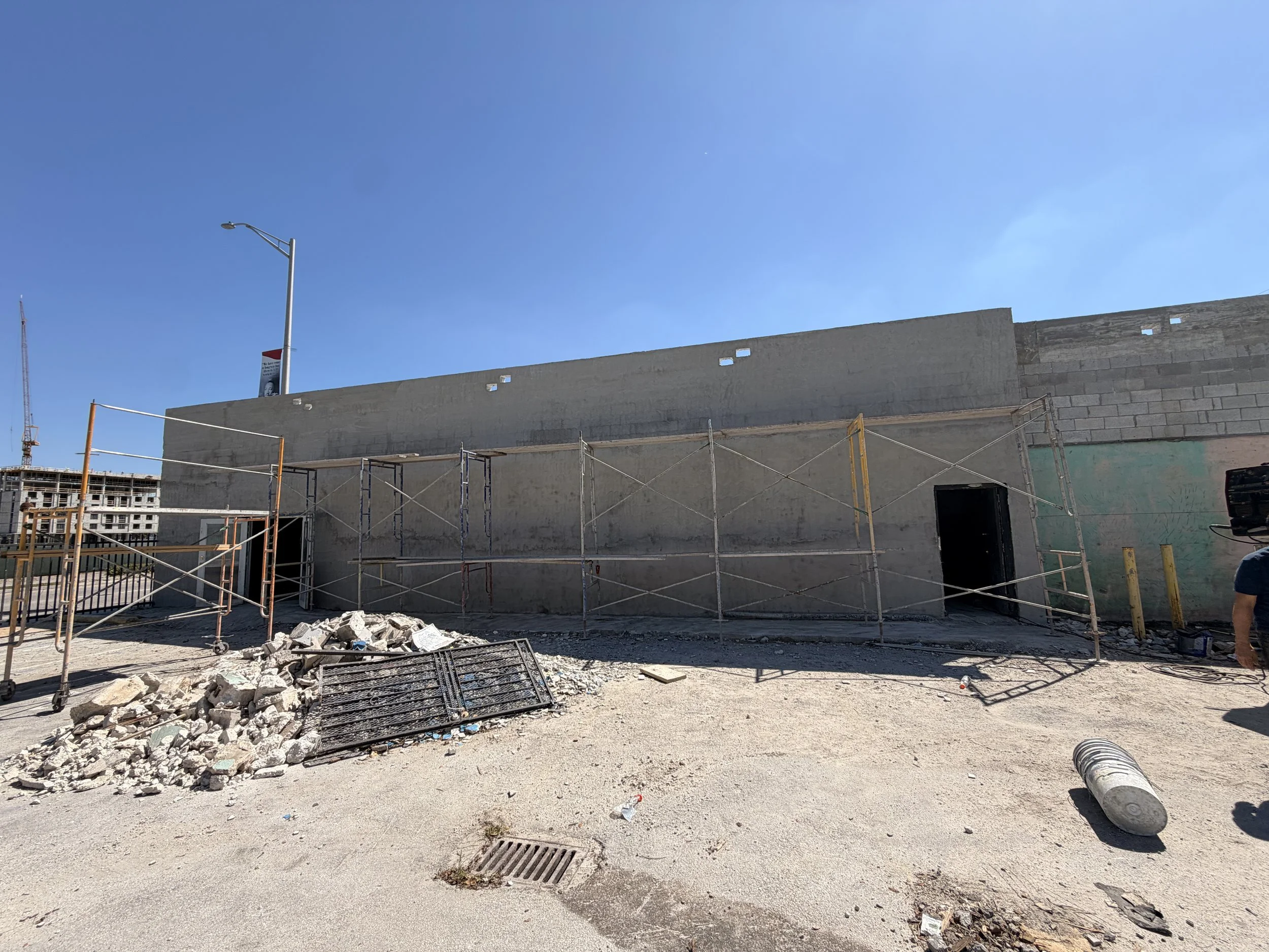 Stucco work in progress in 1260 Plaza in Miami, Fl