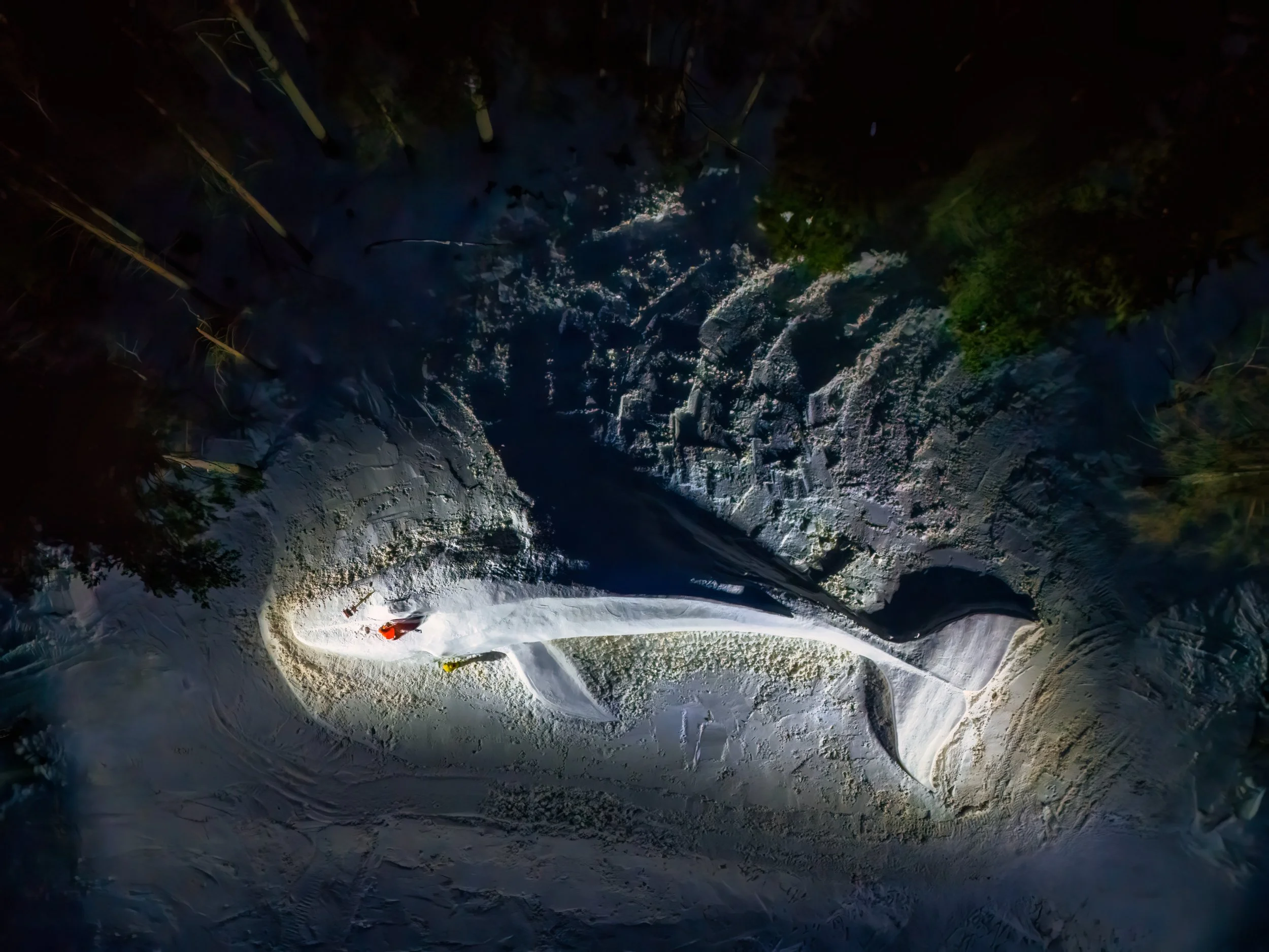 Kari Kola, Snow whale