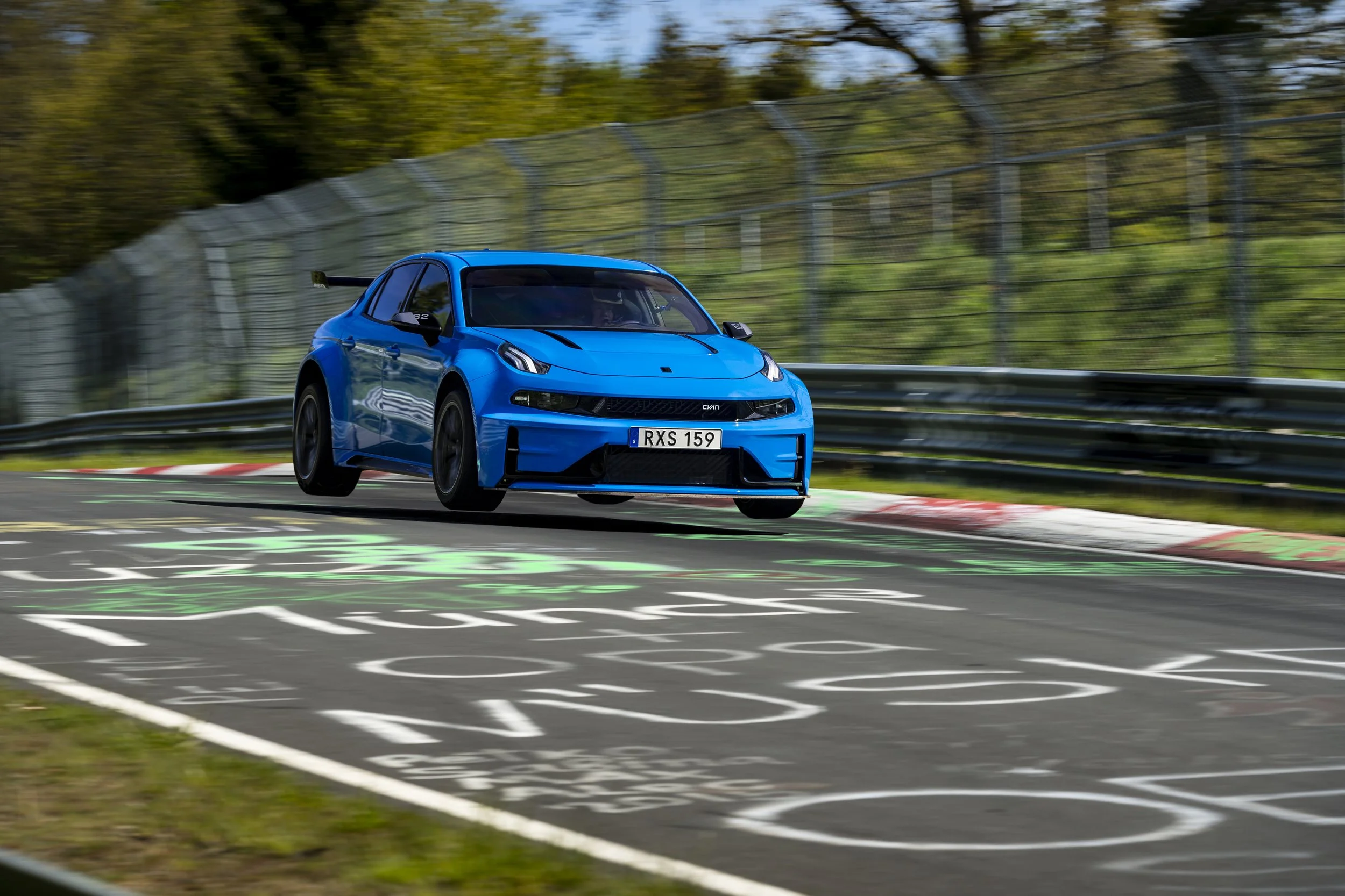 lynkco_03_cyan_nordschleife_1.jpg