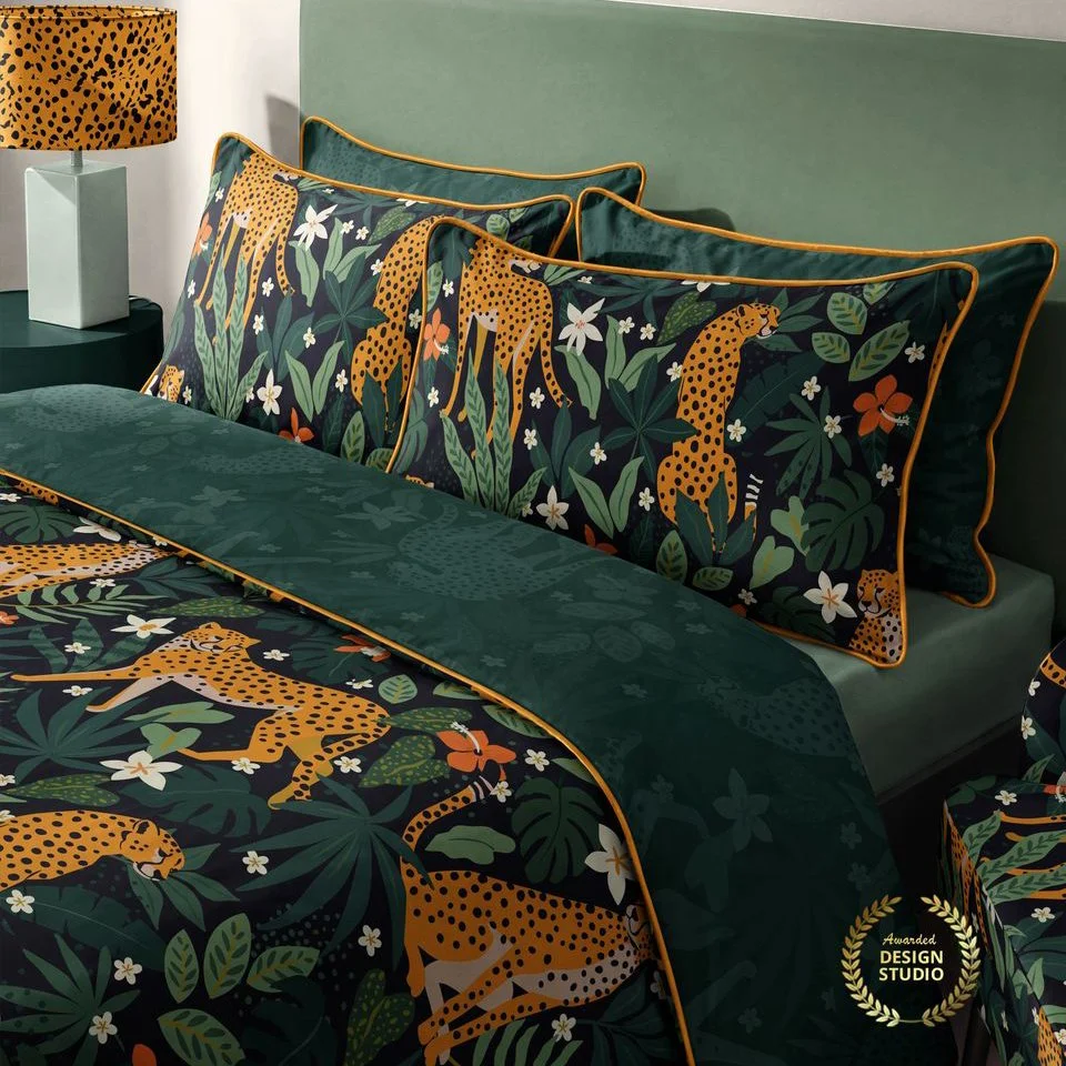 Creatsy bedding mockup with cheetahs and jungle floral