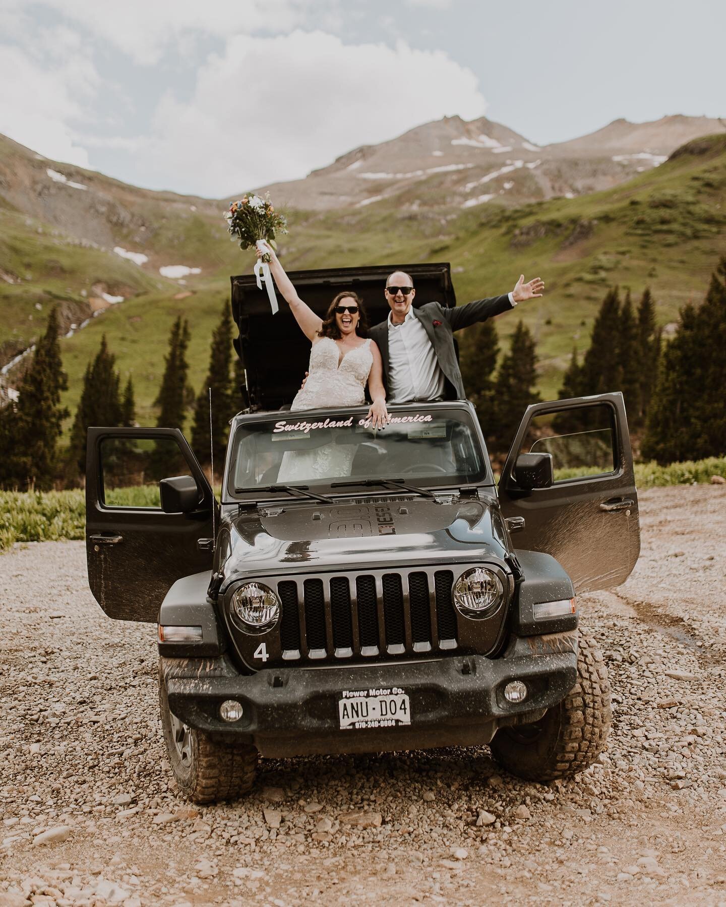 If you wanna get someplace epic but you don&rsquo;t wanna hike, then rent a Jeep!! ⛰⛰
.
.
.
.
.
.
.
.
#tellurideelopement #tellurideelopementphotographer #tellurideweddingphotographer #ourayelopement #ourayelopementphotographer
#crestedbutteelopement