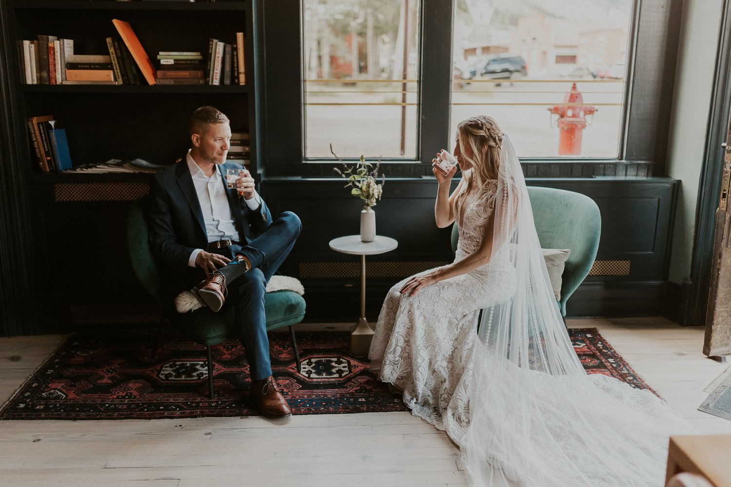 couple eloping at the wyman in silverton
