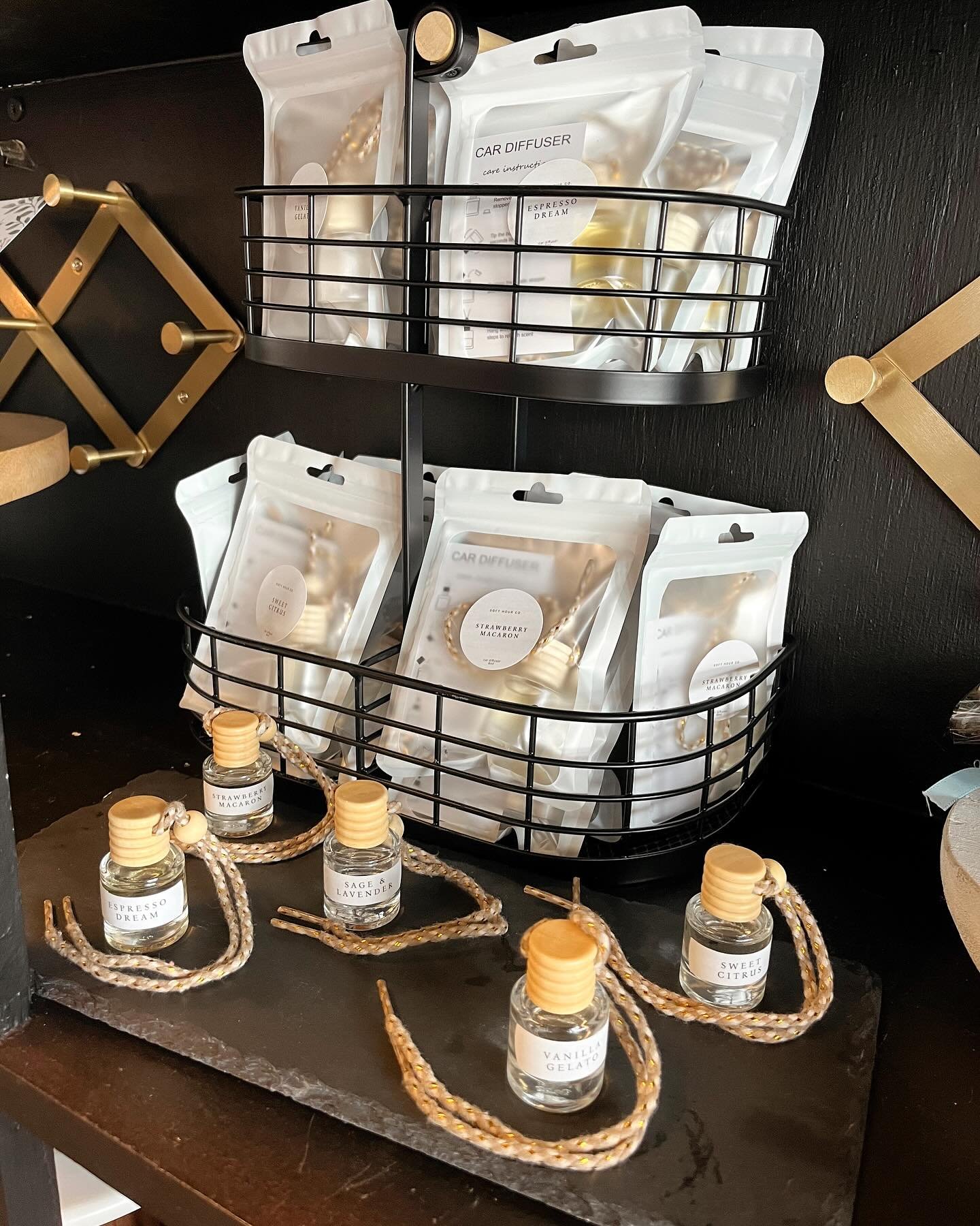 📣New at SLM!! 
.
.
.
We&rsquo;re excited to introduce our newest vendor, our very own Dana! Founder and creator of Soft Hour Co., inspired by her daily sacred morning hour 🌅✨ 

Soft Hour Co. creates thoughtfully crafted car diffusers designed to el