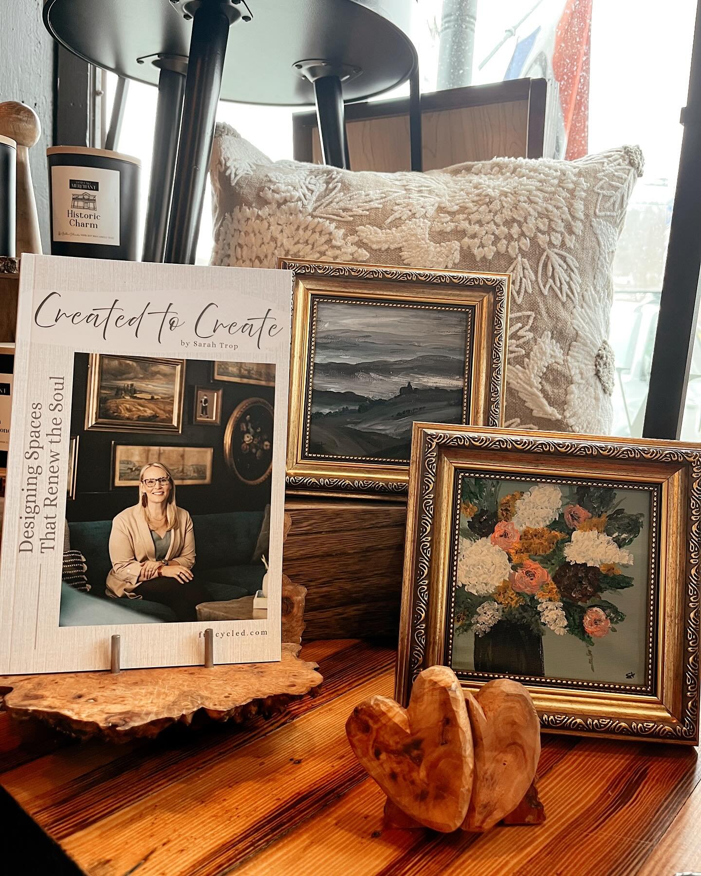 ⭐️ New Vendor at SLM! 
.
.
.
Welcoming Sarah Trop, local artist &amp; interior designer, and owner of @funcycled! 

When Sarah isn&rsquo;t busy restoring furniture or designing custom pieces, she&rsquo;s creating beautiful acrylic paintings &ldquo;in