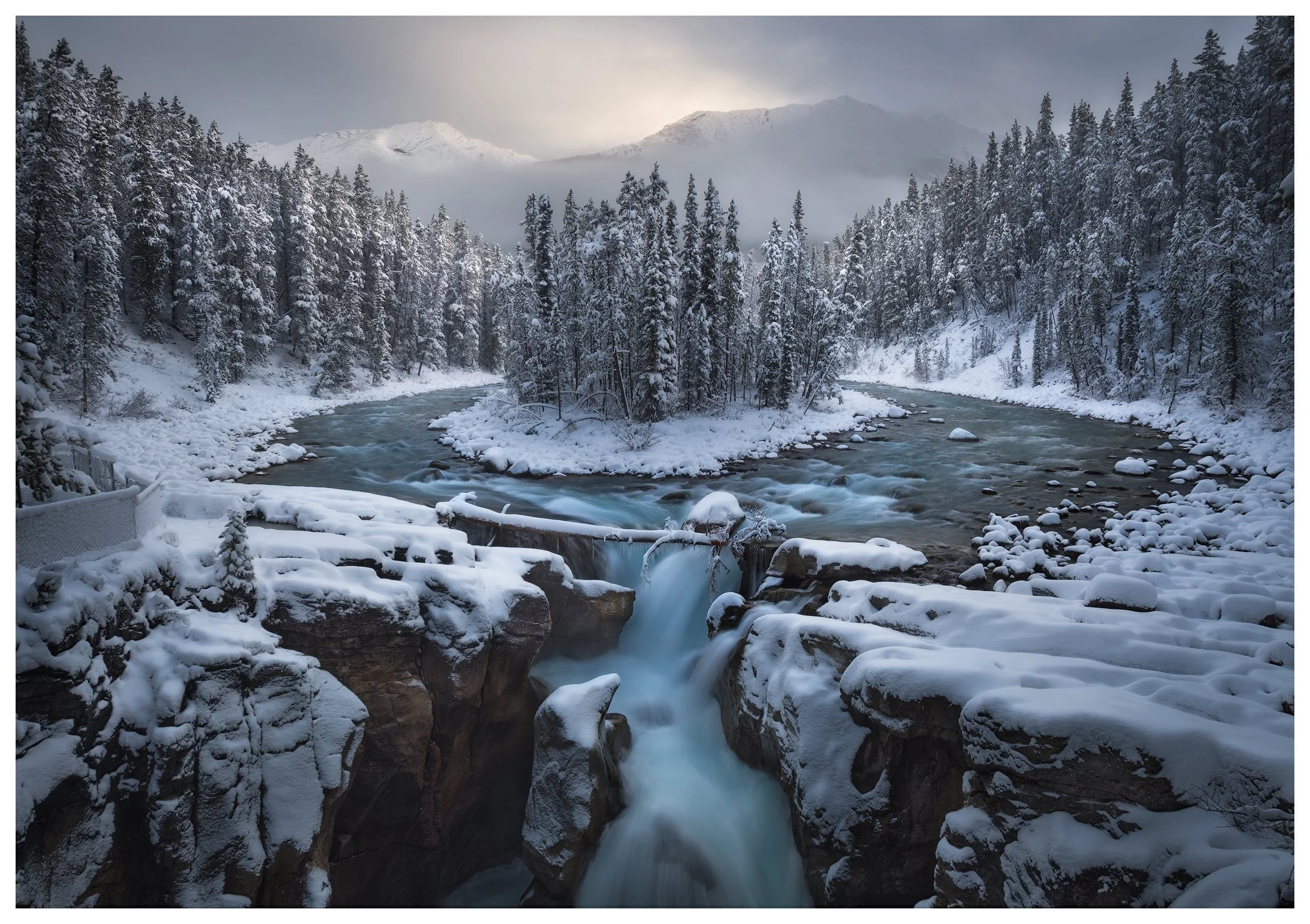 SunwaptaFallsSnowNov2016-2022-2048px-whiteboarder.jpg