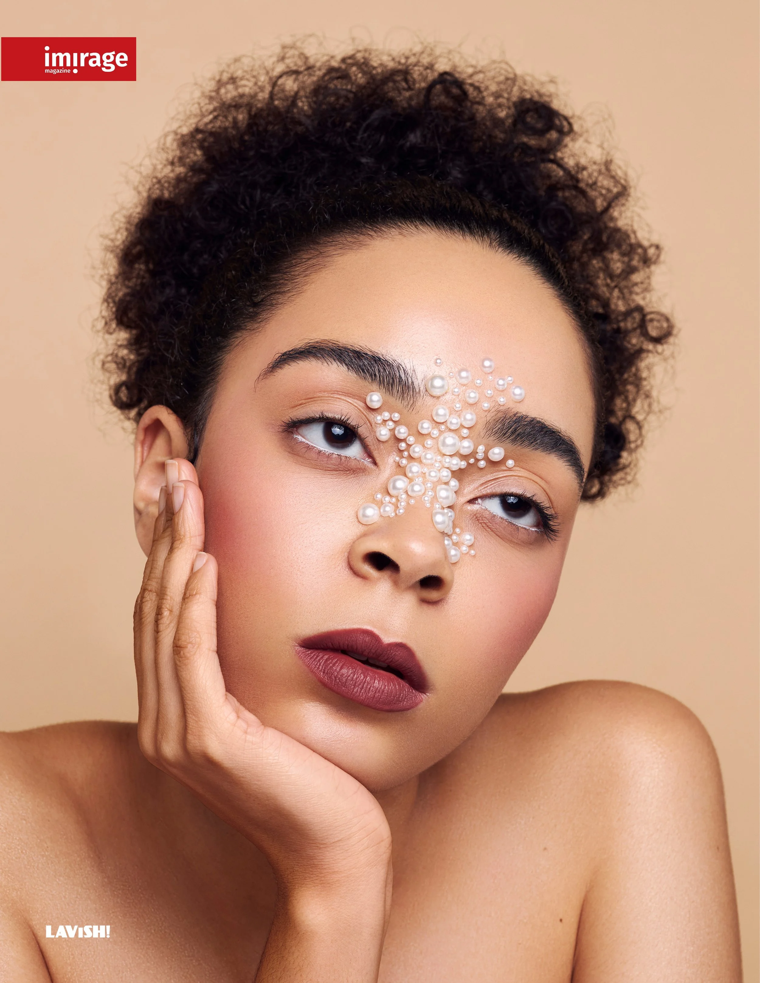 IMIRAGE MAGAZINE

Photo: Leyli Sahin
Model: Samantha Oben
H&M: Laura Gertz