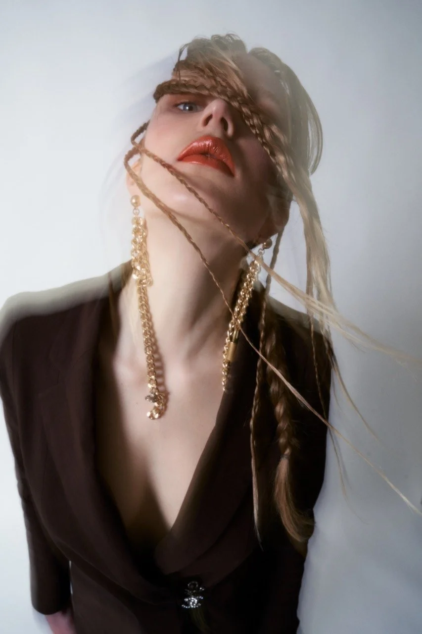 Model: Elsa Loetzke
Photographer: Nghia Do Thanh
HMU: Laura Gertz ( me ) 
HMU Assistent: Lara 
Stylist: Sara Maryam