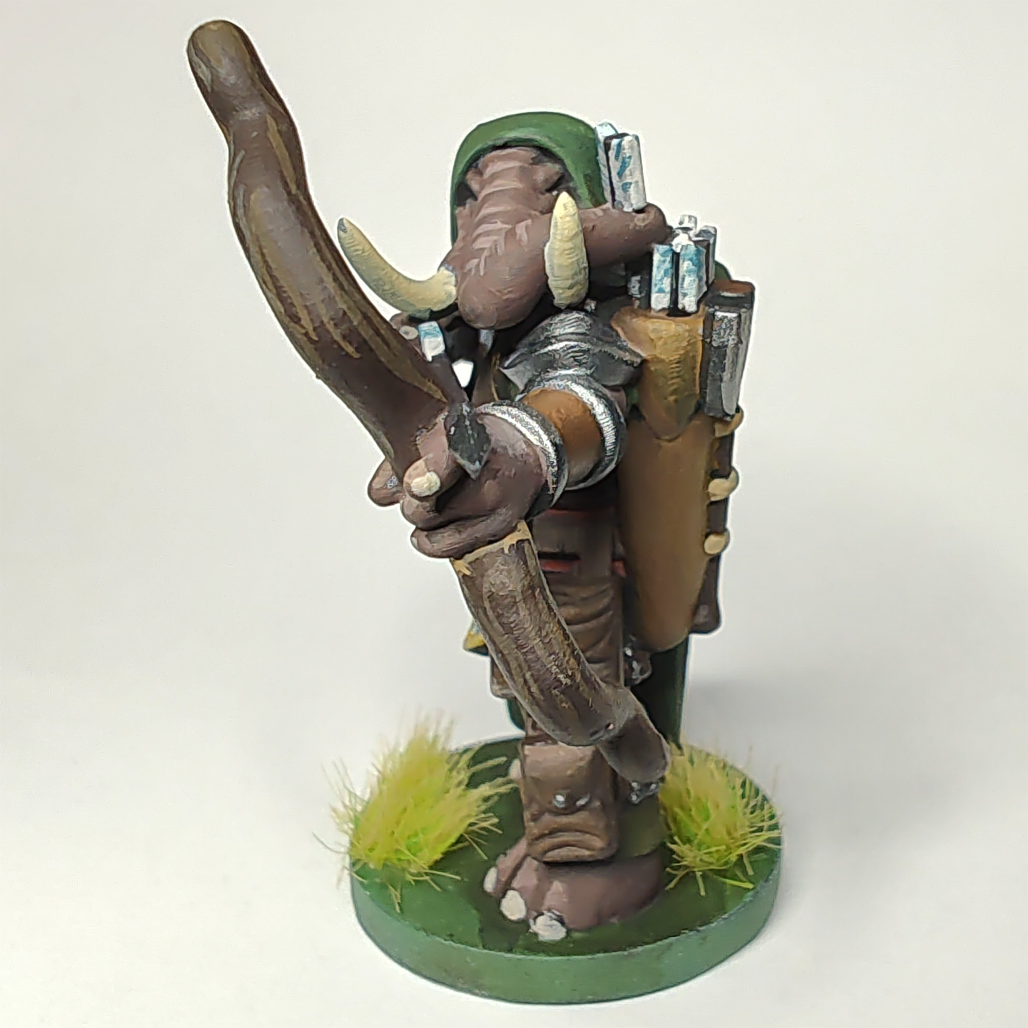 el-ranger-headon-painted.png