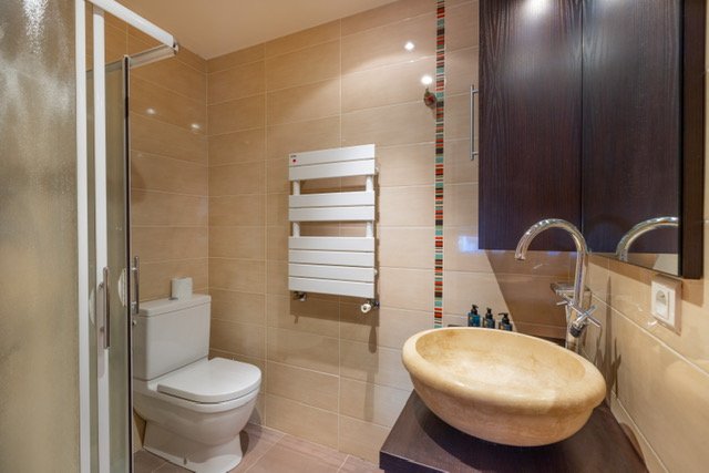 Suite 22-8.jpg