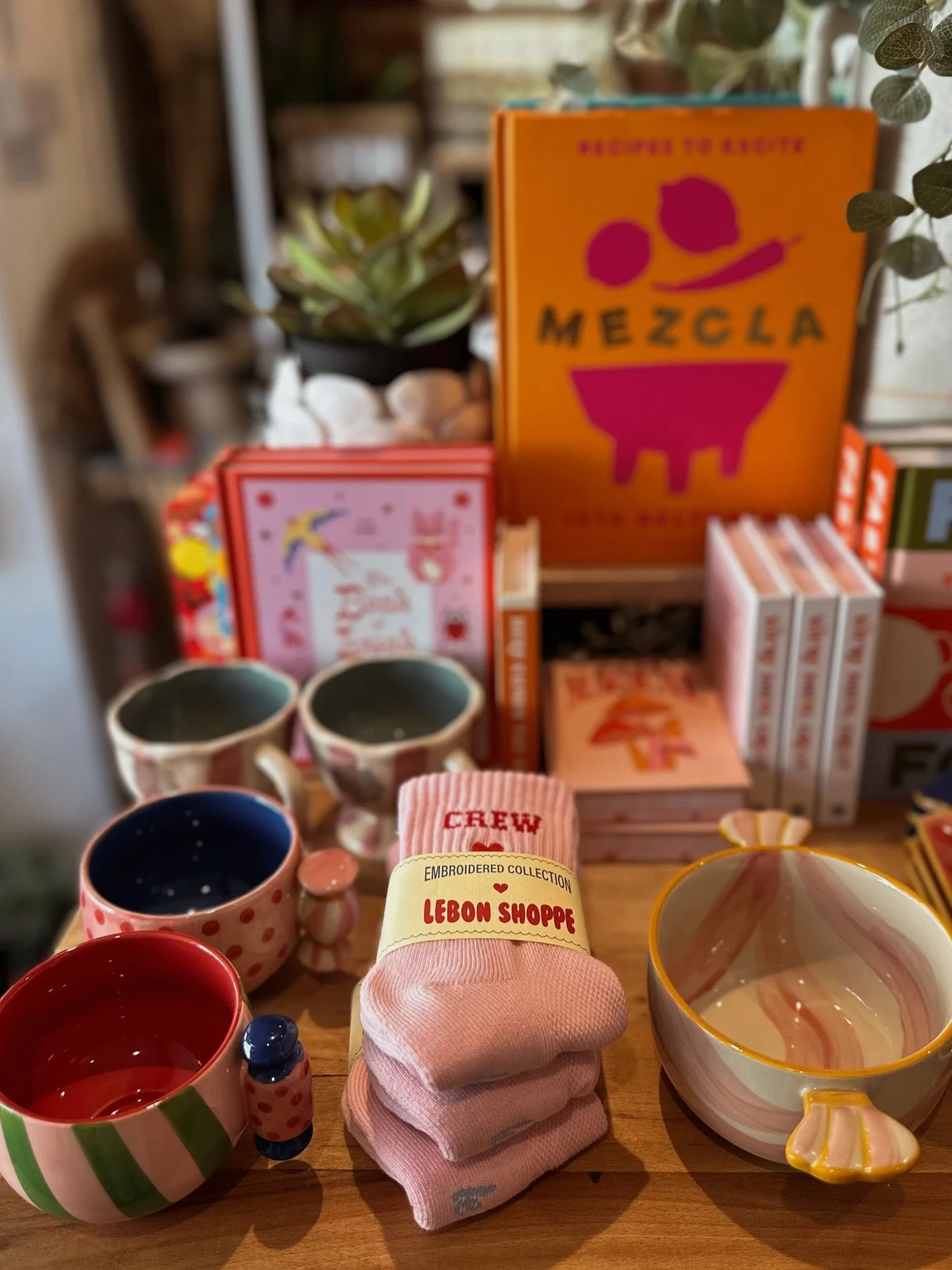 New in ✨ sweet inspired mugs, bowls &amp; platters 🍭🍬 

Can you spy our new @lebonshoppe socks too? ❤️

Open today until 4pm, pop in for a browse 🐚 

#newin #lebonshoppe #sweet #home #interior #gifts #bridport #dorset #socks #lifestyle #living