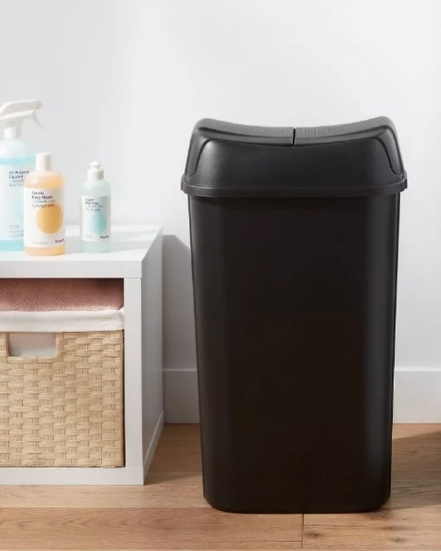 Add modern style to your home while keeping the space clean with the 13.3-Gallon Pivot Lid Waste Can from Brightroom&trade; 🚮
 
✔️13.3gal waste can in black
✔️Pivotal lid
✔️Plastic construction
✔️Rectangle shape