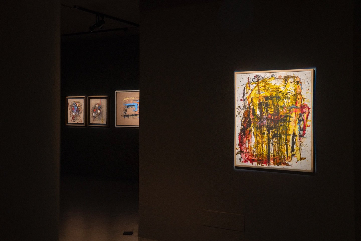 Non un racconto.
Non un messaggio.
Solo forme che aspettano uno sguardo disposto a restare.
Logica Predicativa, in mostra ora.

#ContemporaryArt #ExhibitionDesign #PercivalEverett #CarlocinqueGallery