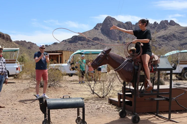 Roller Roper mechanical roping activity