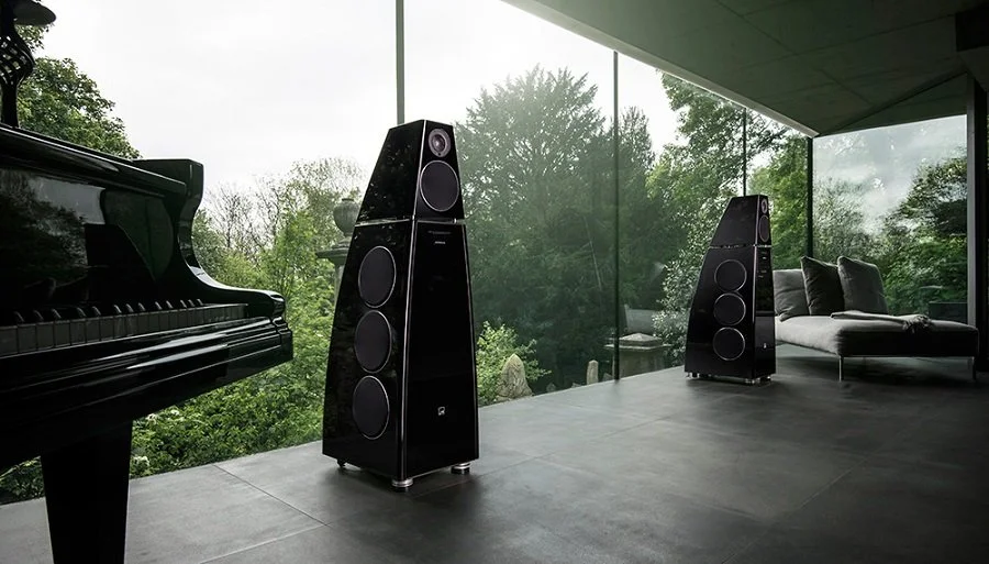 DO YOU LOVE MUSIC? CONSIDER HIGH-END AUDIO FOR YOUR HOME.