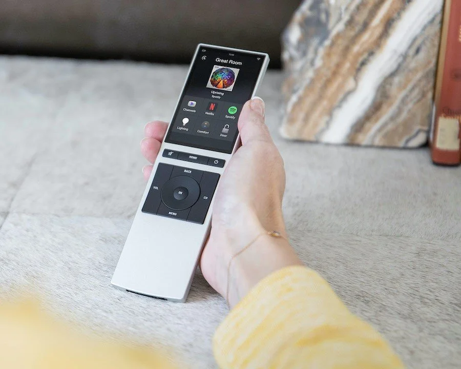 PRODUCT SPOTLIGHT: THE NEEO REMOTE FROM CONTROL4