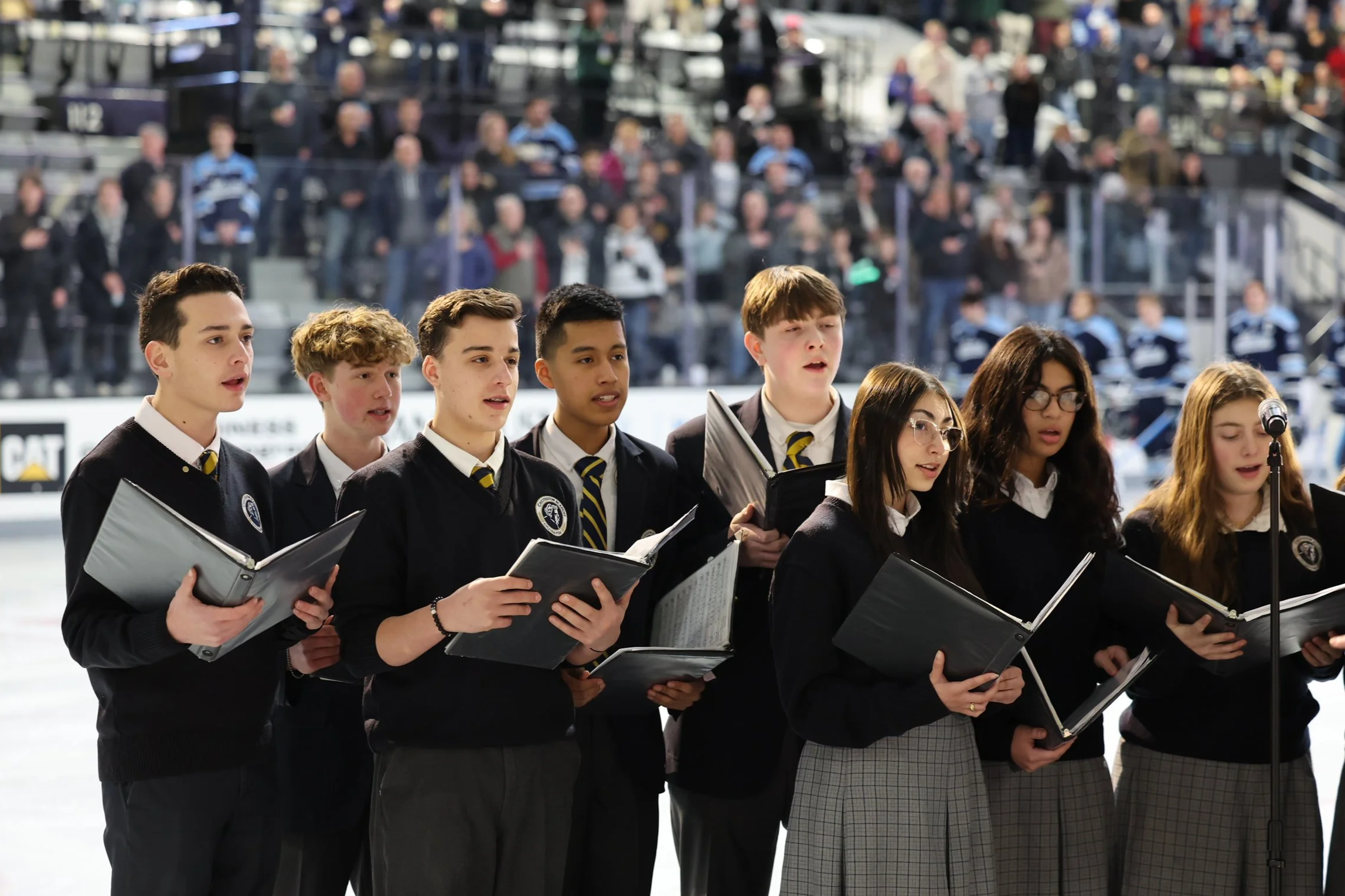 Chesterton Choir to sing at PC Hockey Game
